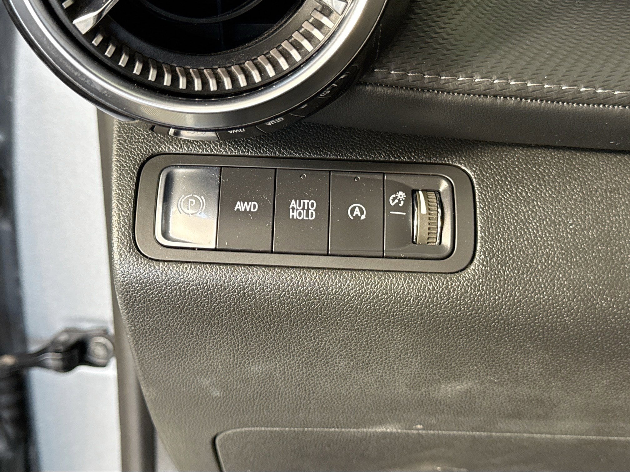 2025 Chevrolet Equinox LT - Photo 37