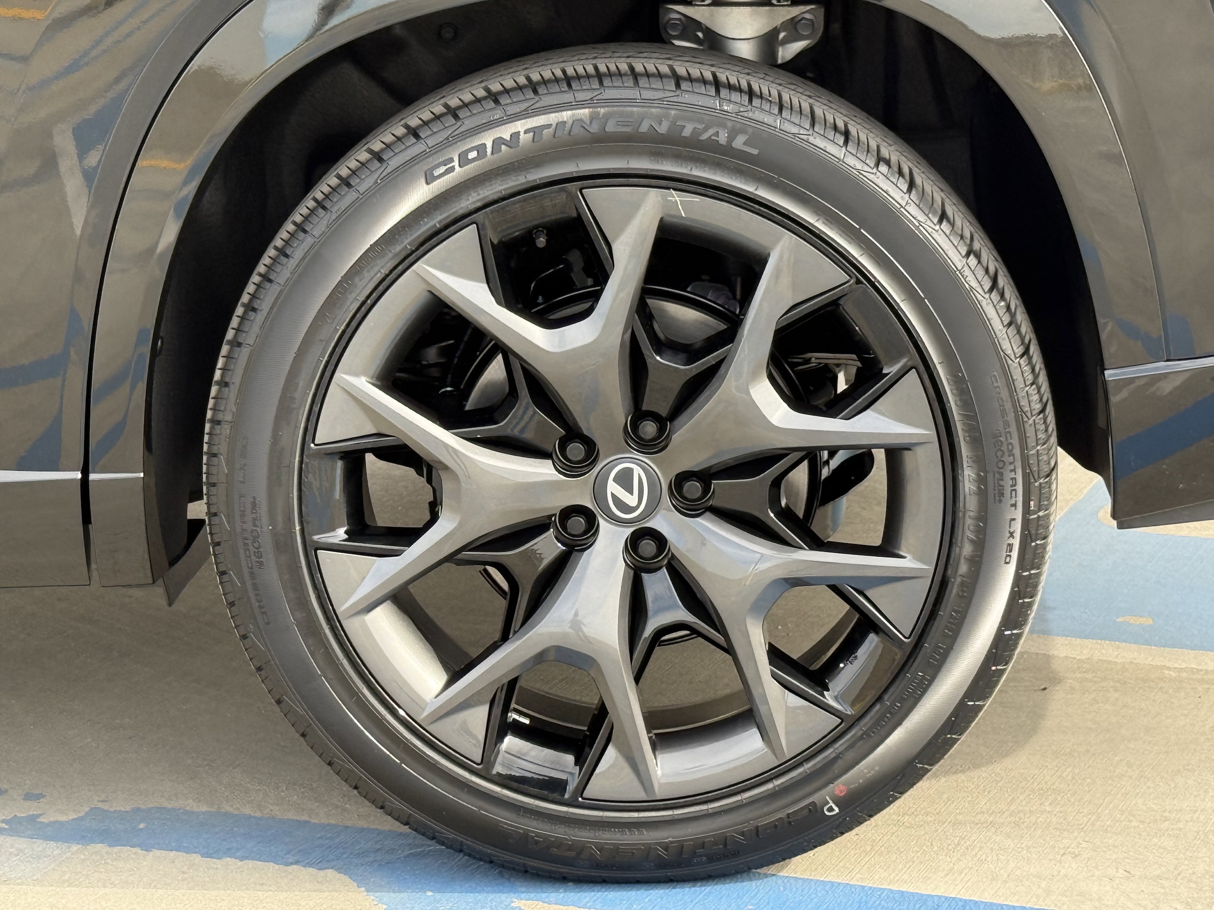 2026 Lexus TX 500h F-Sport Premium - Photo 15