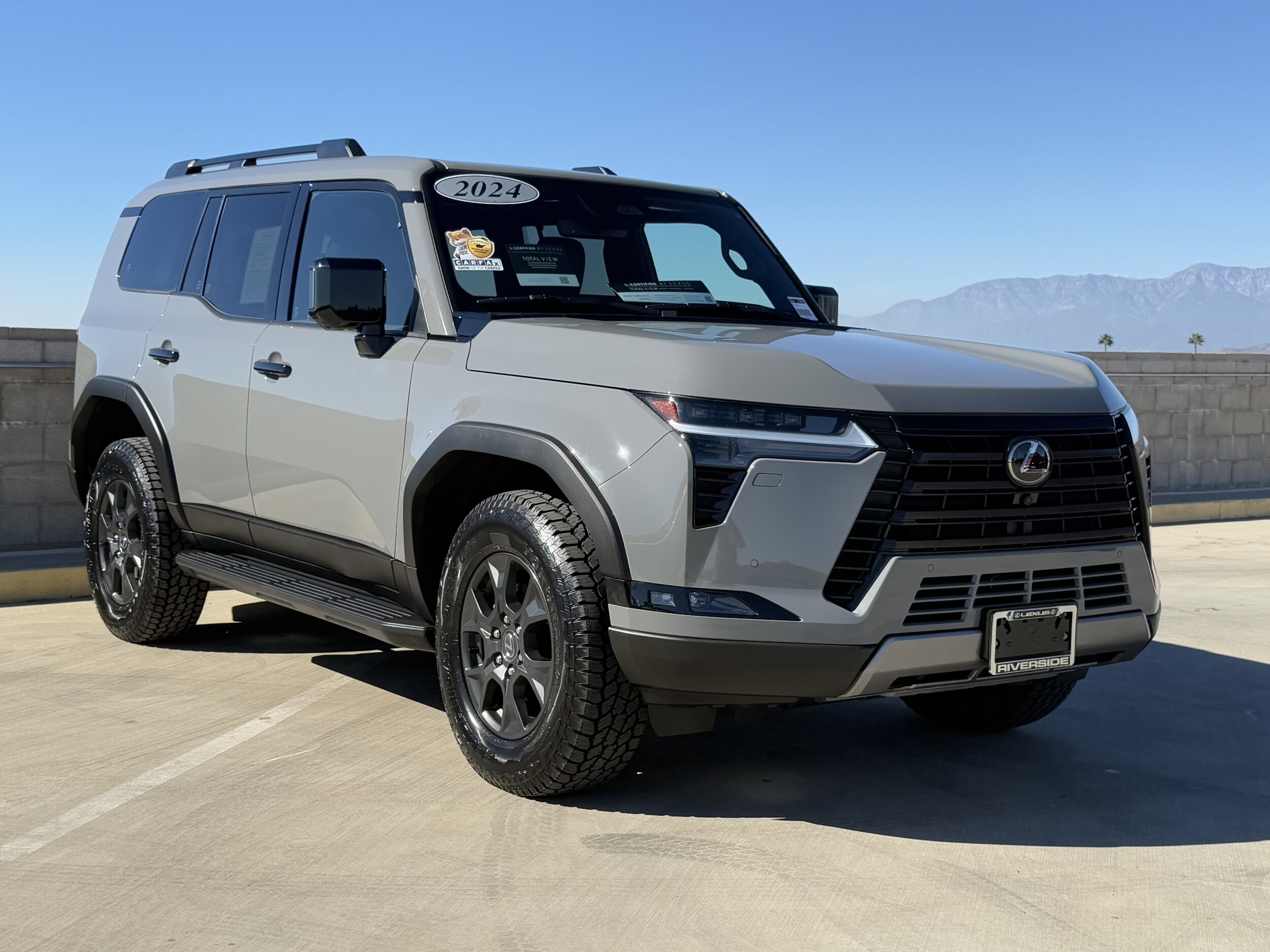 2024 Lexus GX 550 Overtrail photo 2