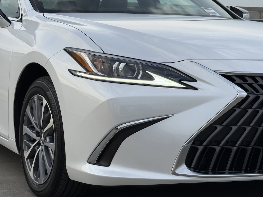 New 2025 Lexus ES ES 350 SEDAN
