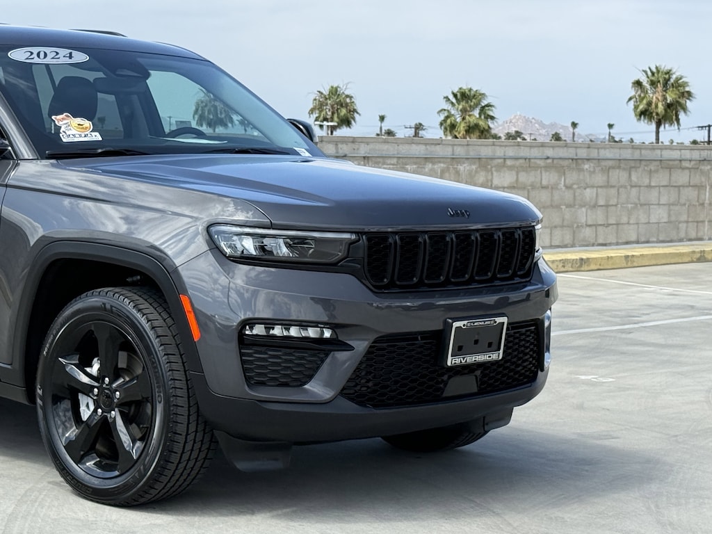 Used 2024 Jeep Grand Cherokee Limited SUV
