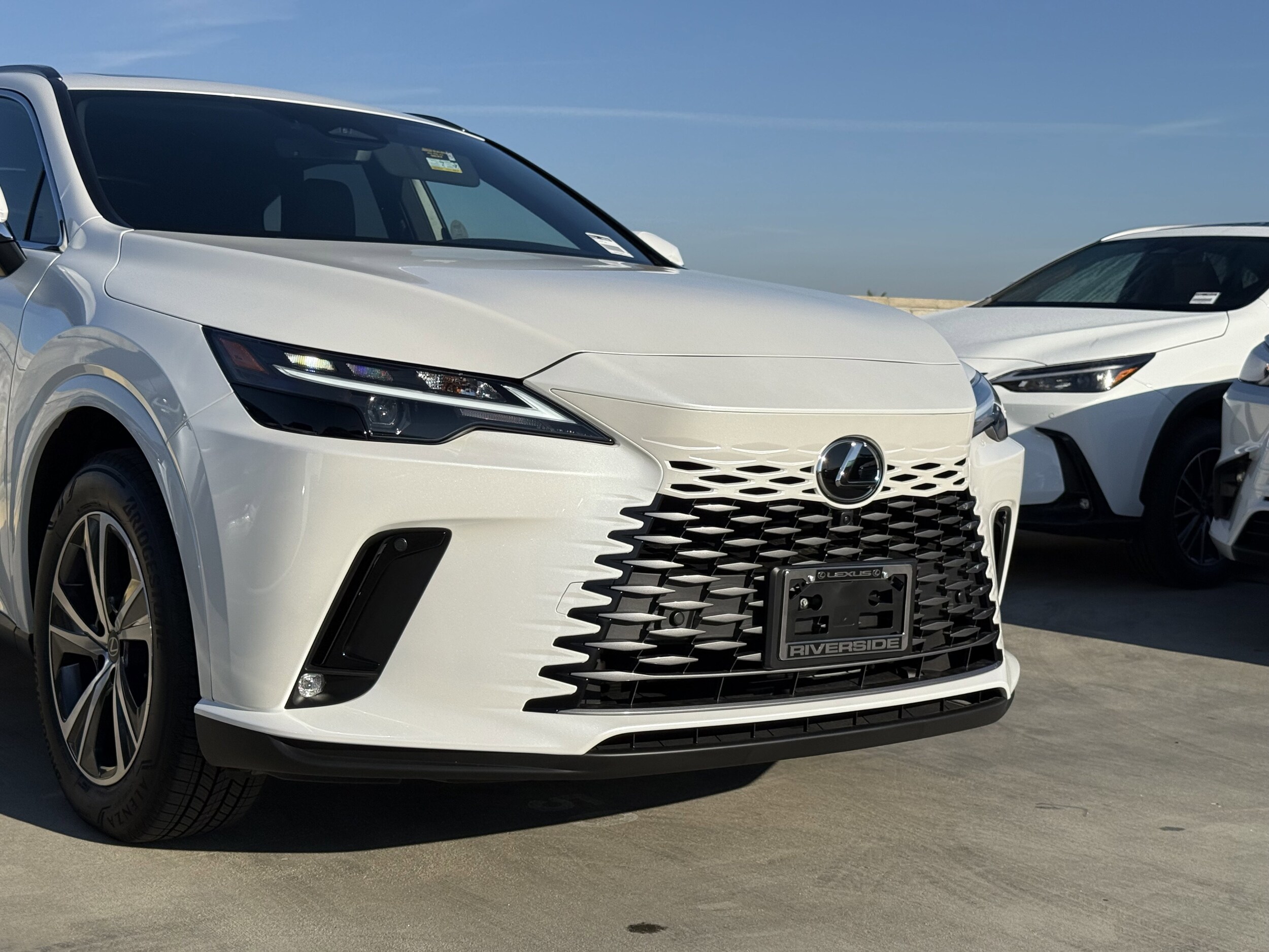 2026 Lexus RX 350 Premium photo 3