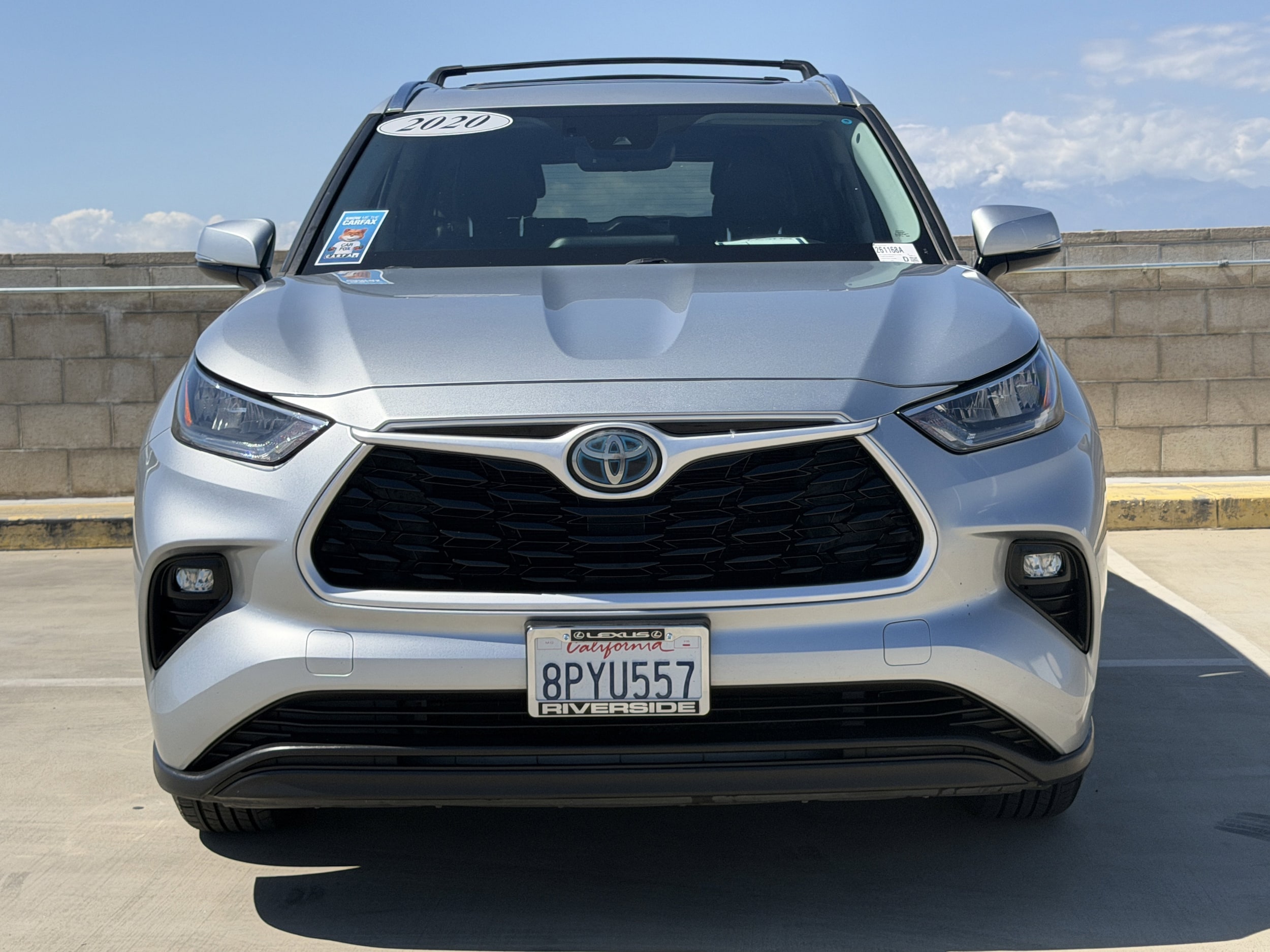 2020 Toyota Highlander Hybrid XLE photo 4