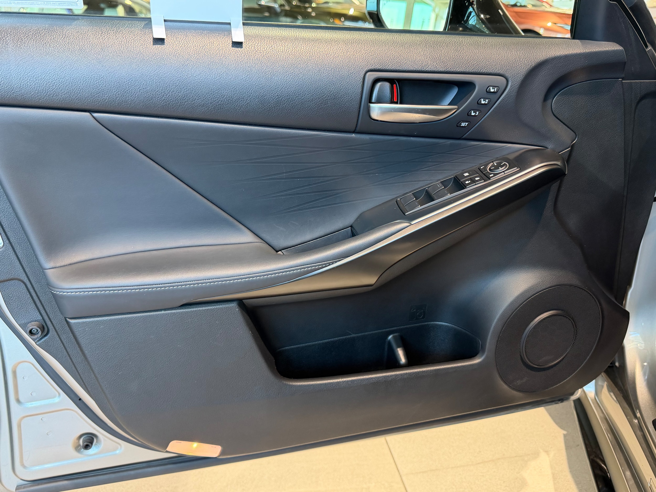 2023 Lexus IS 500 F SPORT PERFORMANCE - Photo 11