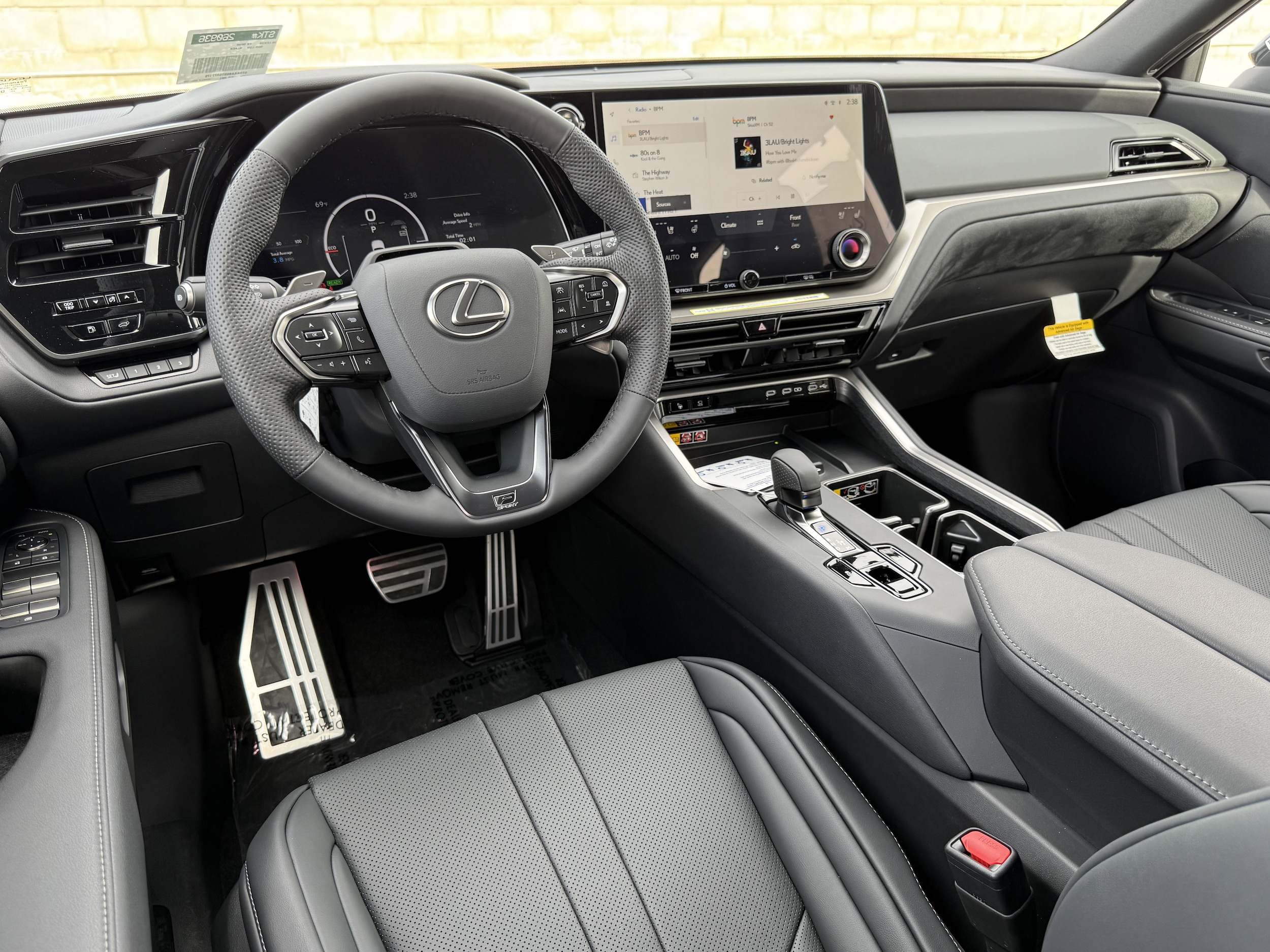 2026 Lexus TX 500h F-Sport Premium - Photo 24
