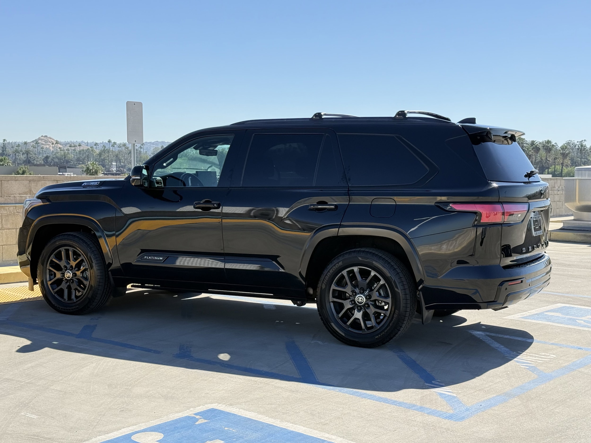 2024 Toyota Sequoia Platinum - Photo 9