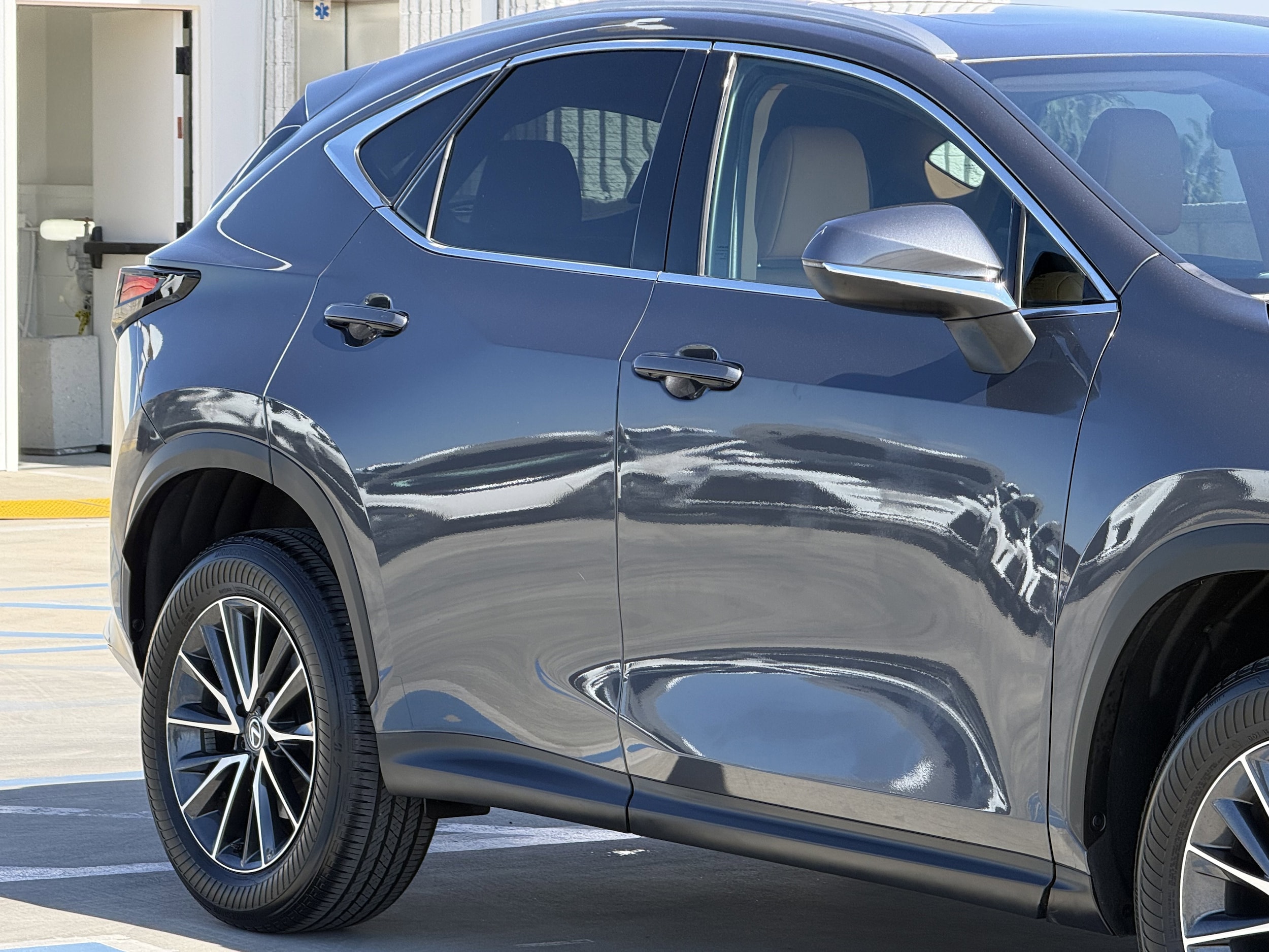 2024 LEXUS NX 350 Premium photo 4