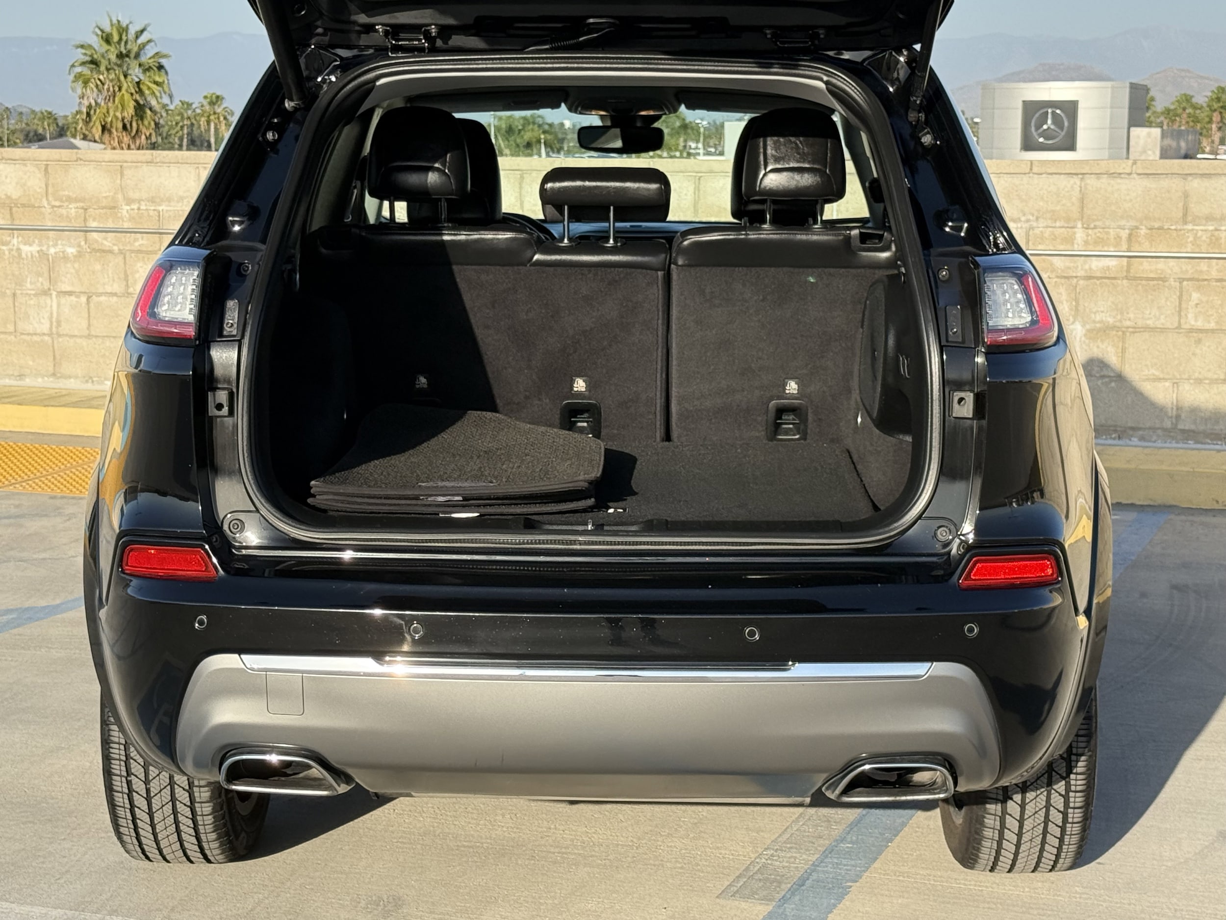 2019 Jeep Cherokee Overland - Photo 14