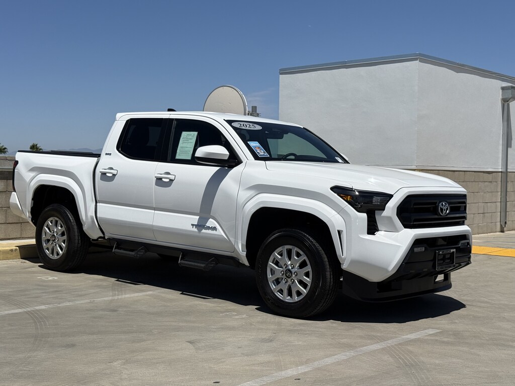 Used 2025 Toyota Tacoma SR5 Truck Double Cab