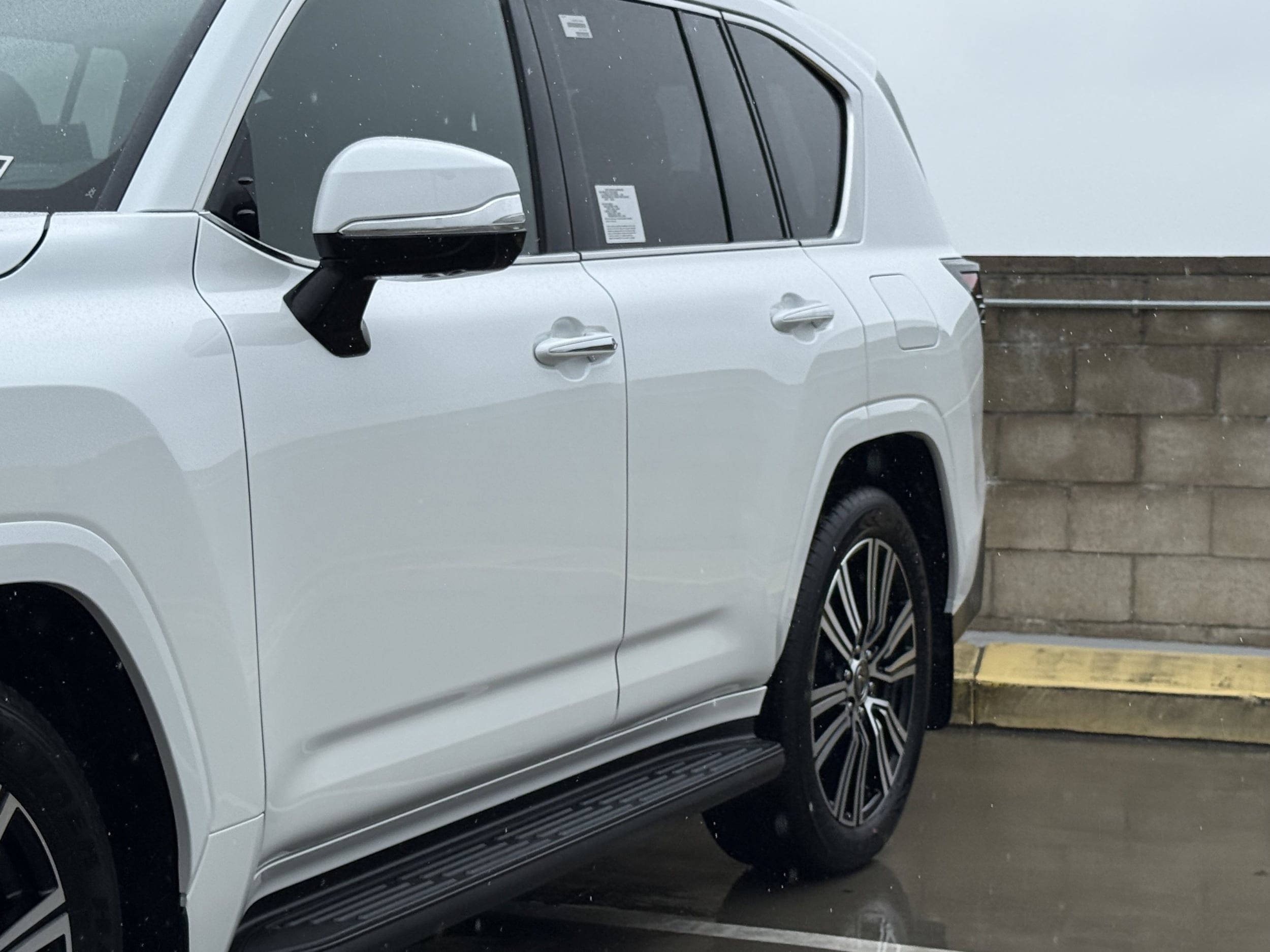 2026 Lexus LX 600 Luxury - Photo 8