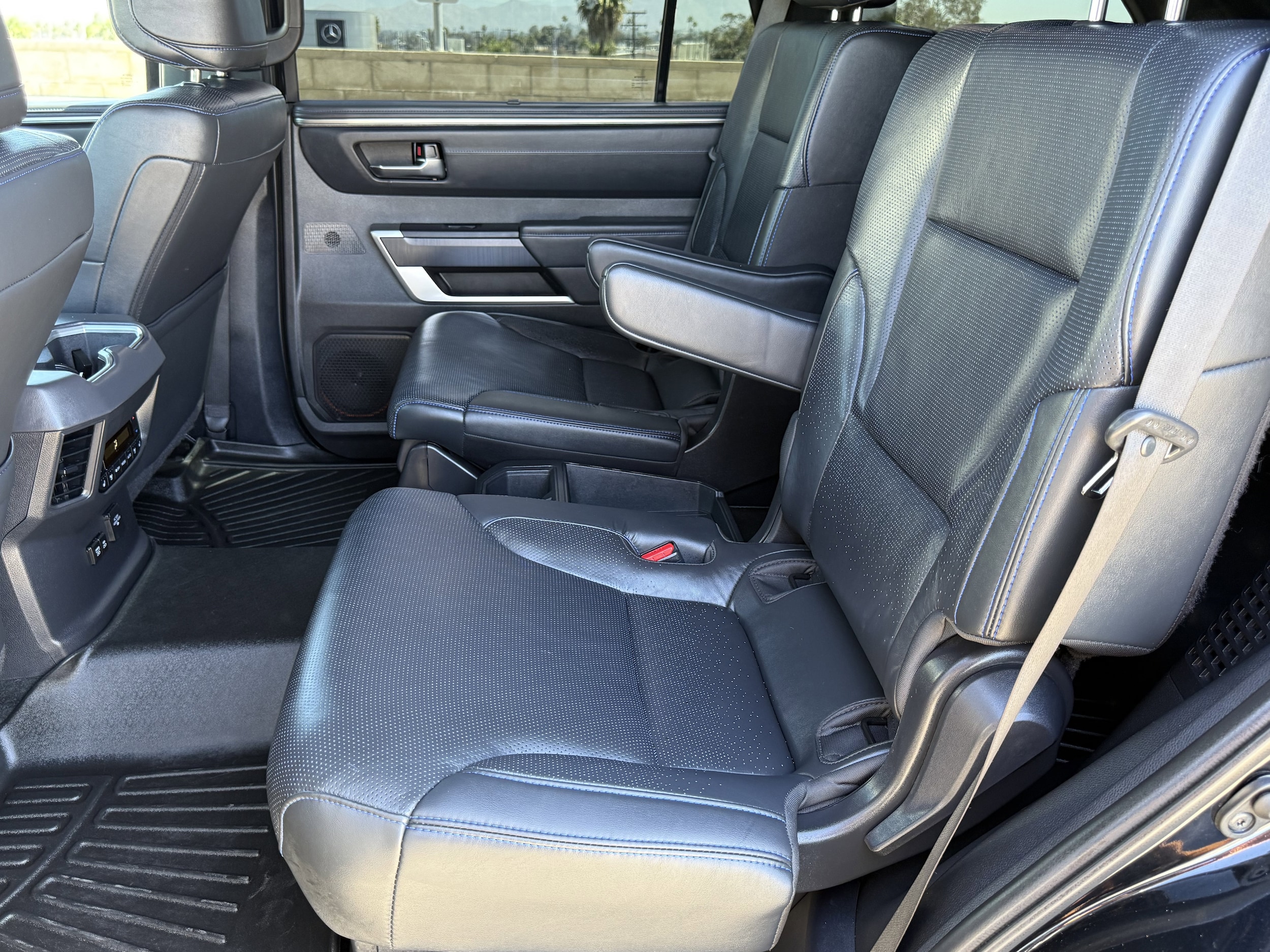 2024 Toyota Sequoia Platinum - Photo 30