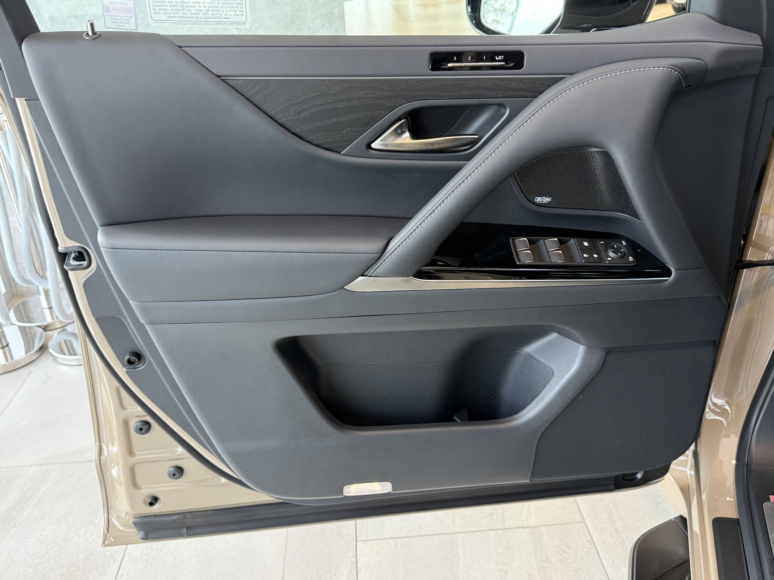 2026 Lexus LX 700h Overtrail - Photo 16