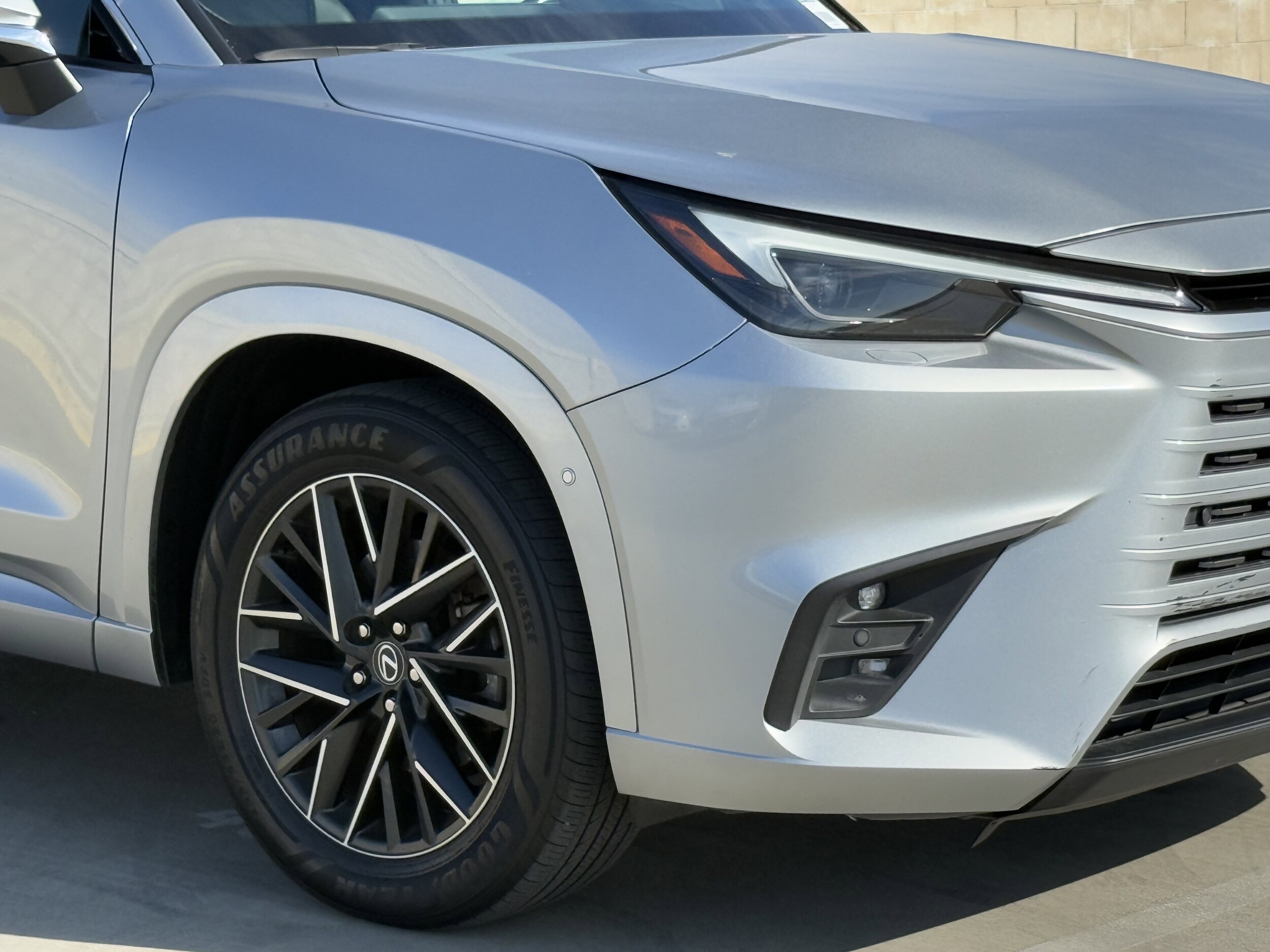 2024 Lexus TX 350 Luxury photo 3