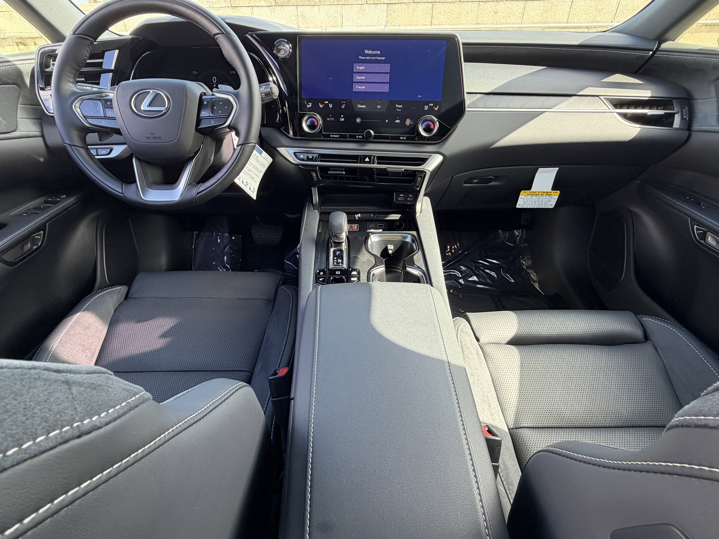 2026 Lexus RX 450h+ Luxury - Photo 25