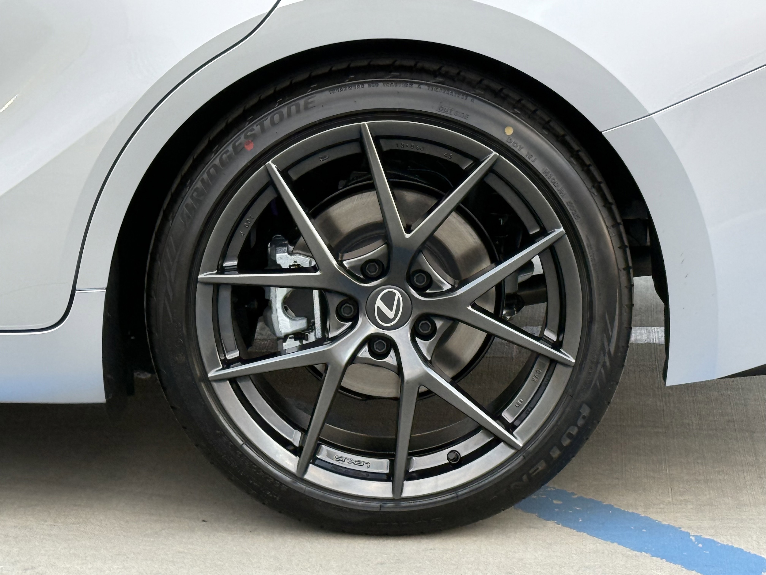 2026 Lexus IS 350 F SPORT DESIGN - Photo 14