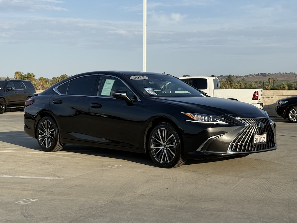 Certified 2025 Lexus ES 300h Base Sedan