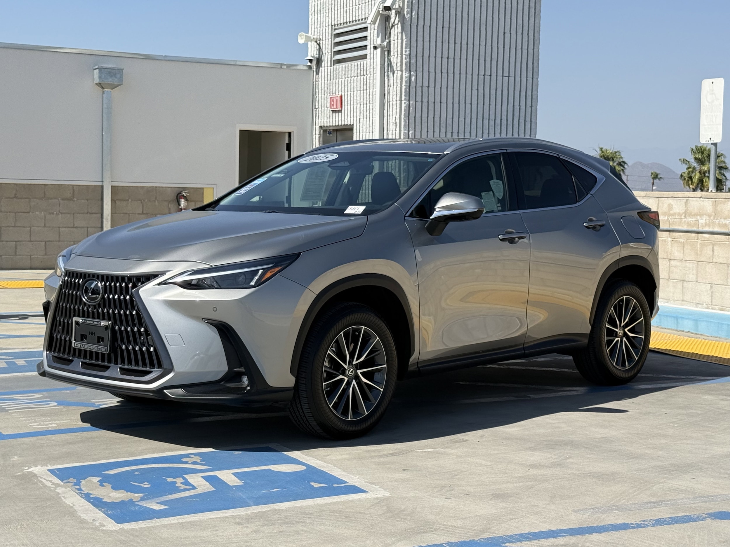 2025 LEXUS NX 350 Premium photo 6
