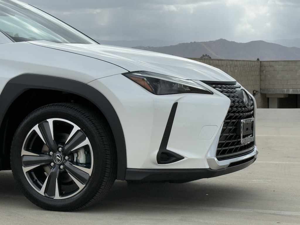 New 2025 Lexus UX UX 300h Sport Utility