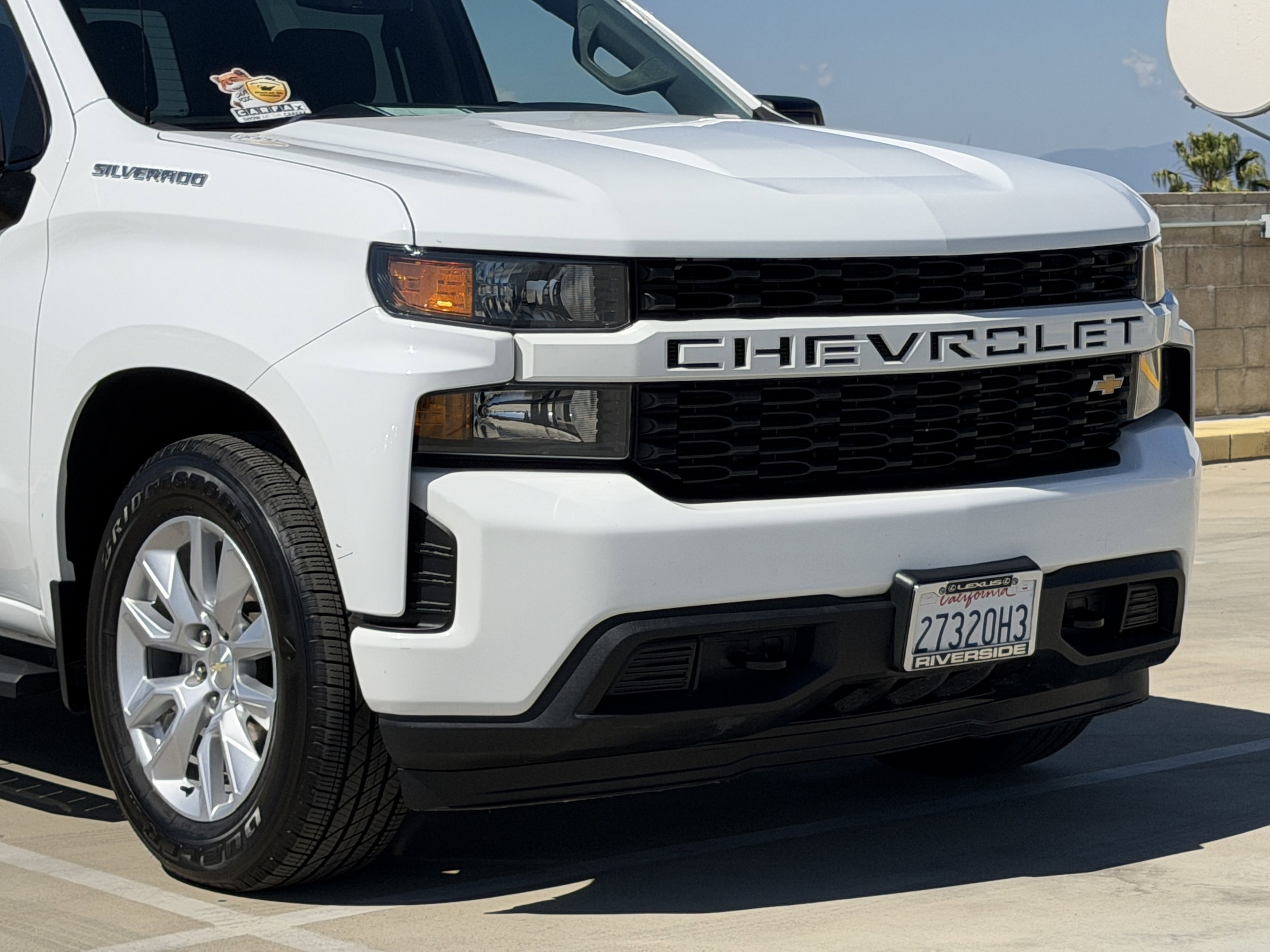 2021 Chevrolet Silverado 1500 Custom photo 2