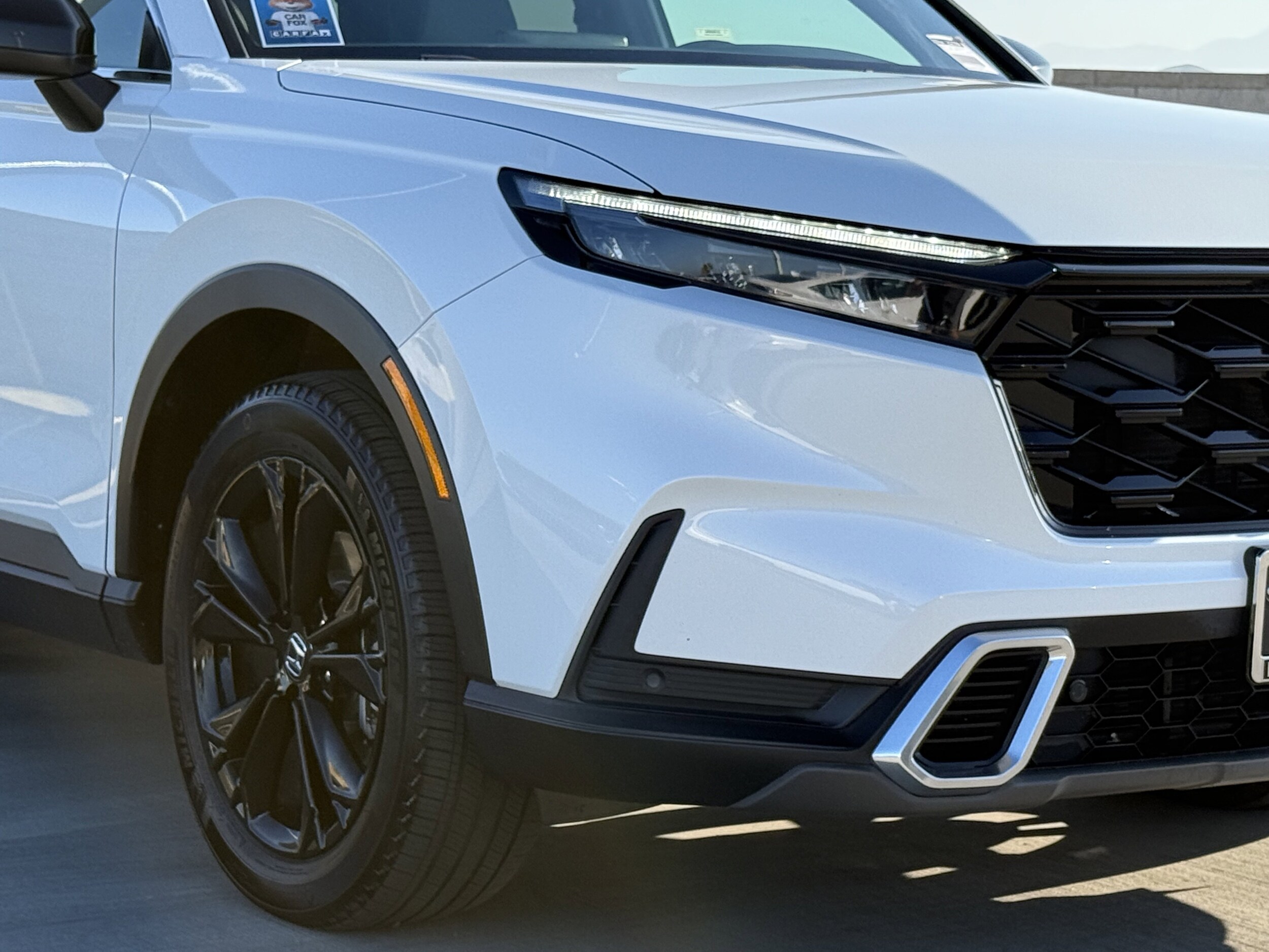 2023 Honda CR-V Hybrid Sport Touring photo 2