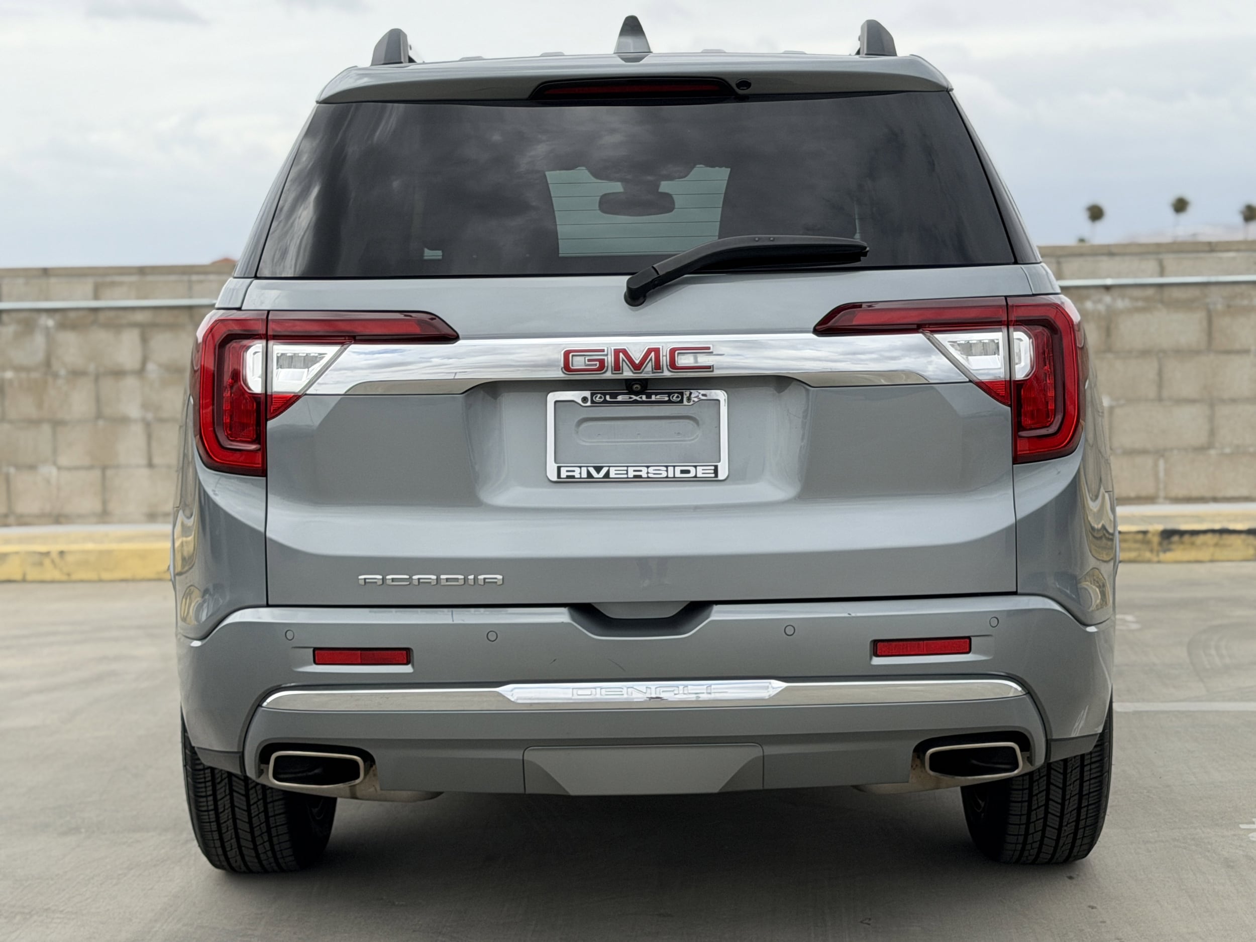 2023 GMC Acadia Denali - Photo 9