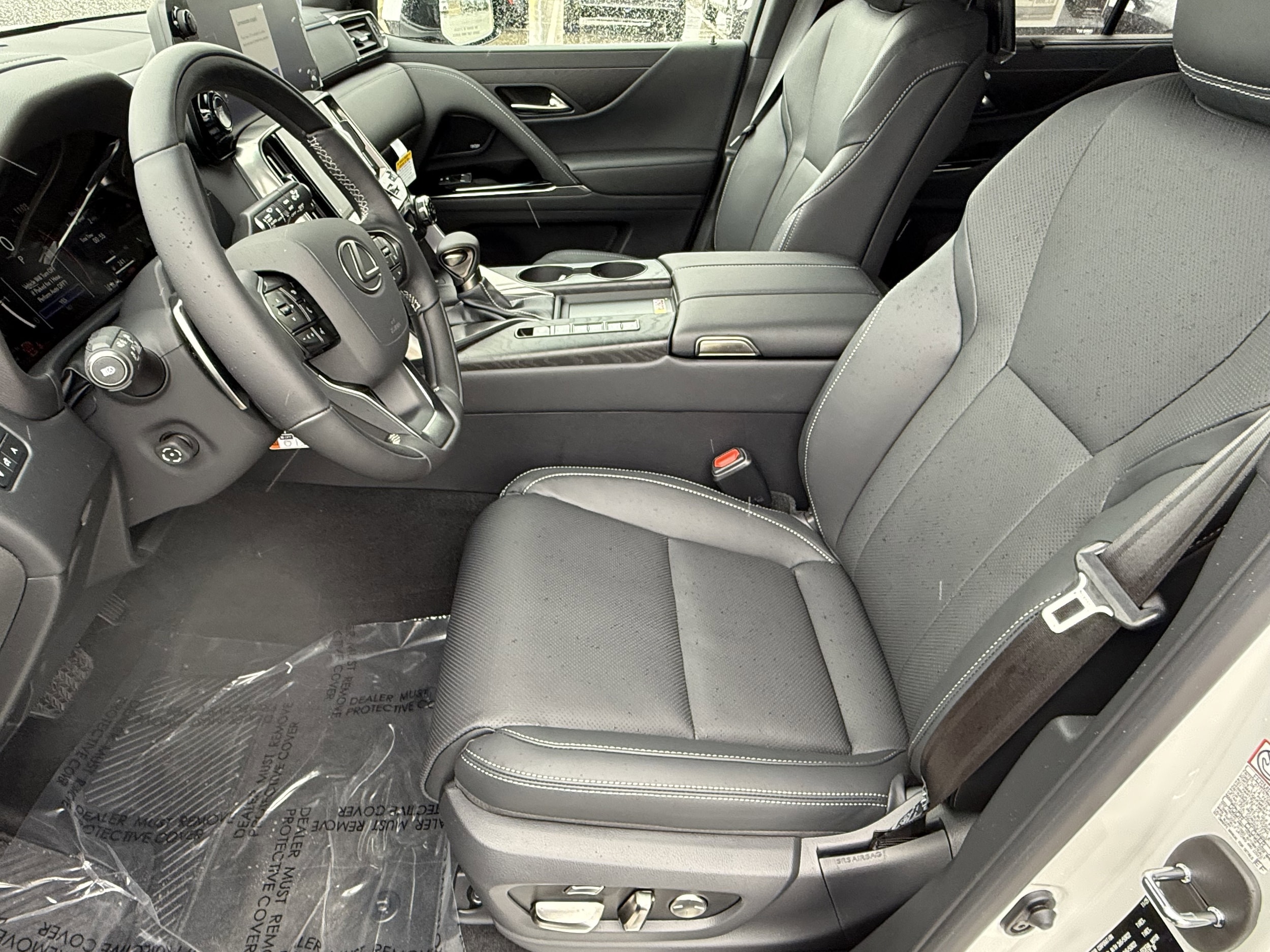 2026 Lexus LX 600 Luxury - Photo 17