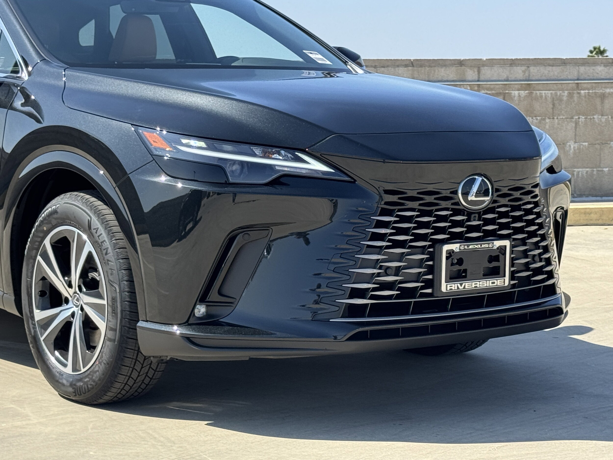 2025 Lexus RX 350 Premium photo 3