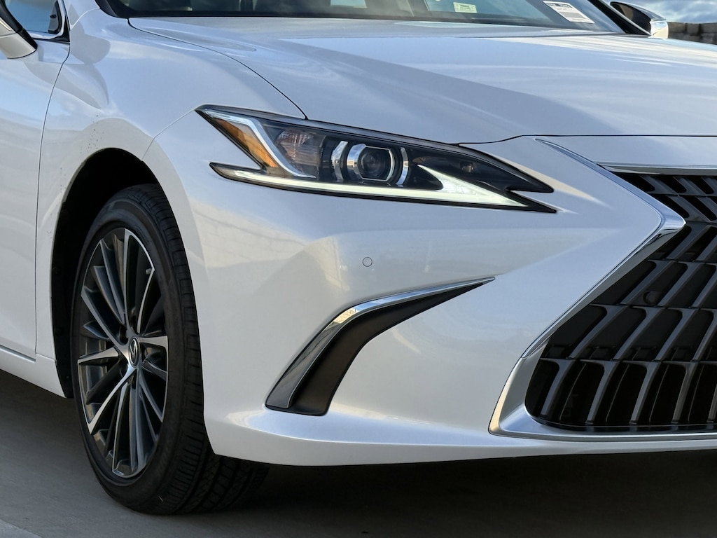 New 2025 Lexus ES ES 350 SEDAN