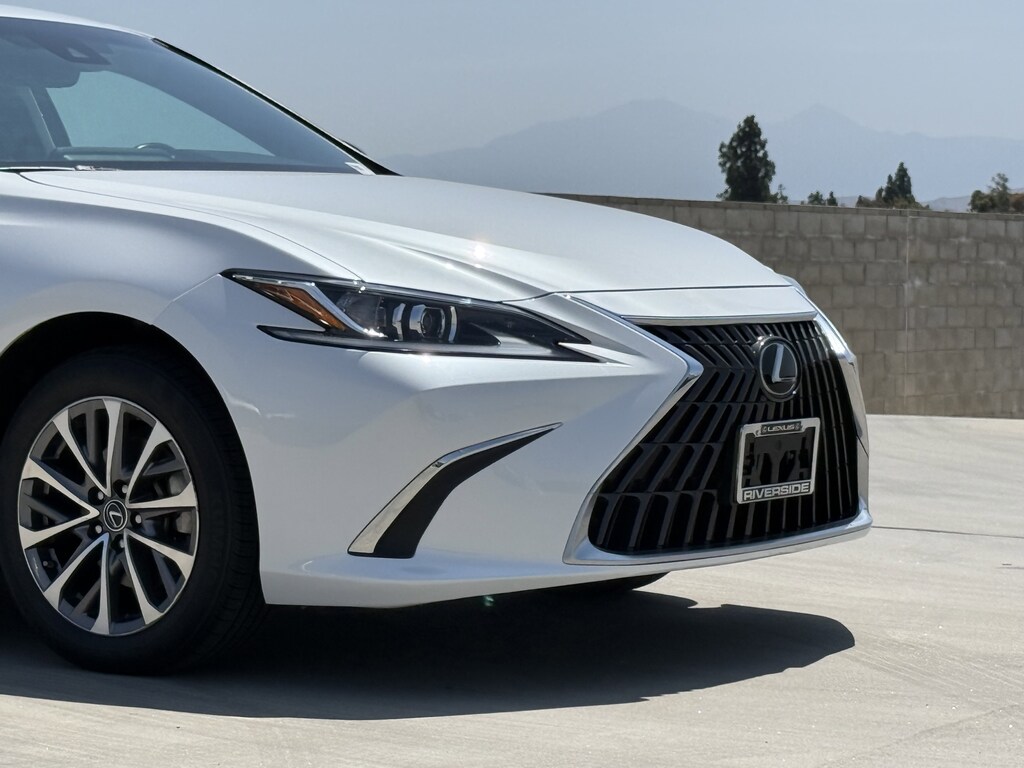 Certified 2024 Lexus ES 350 Sedan