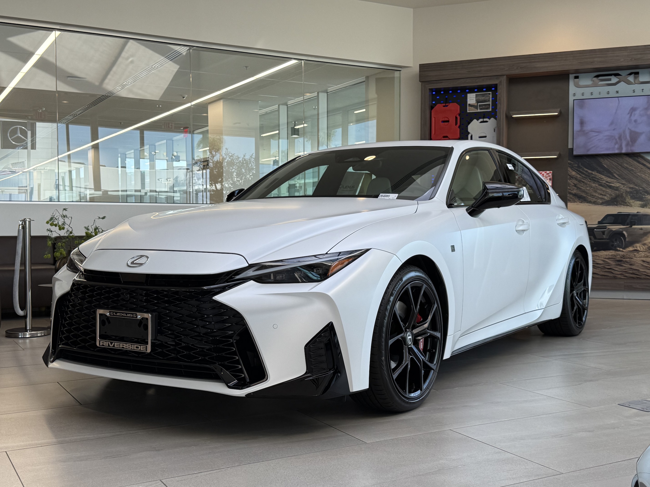 2026 Lexus IS 350 F SPORT - Photo 7