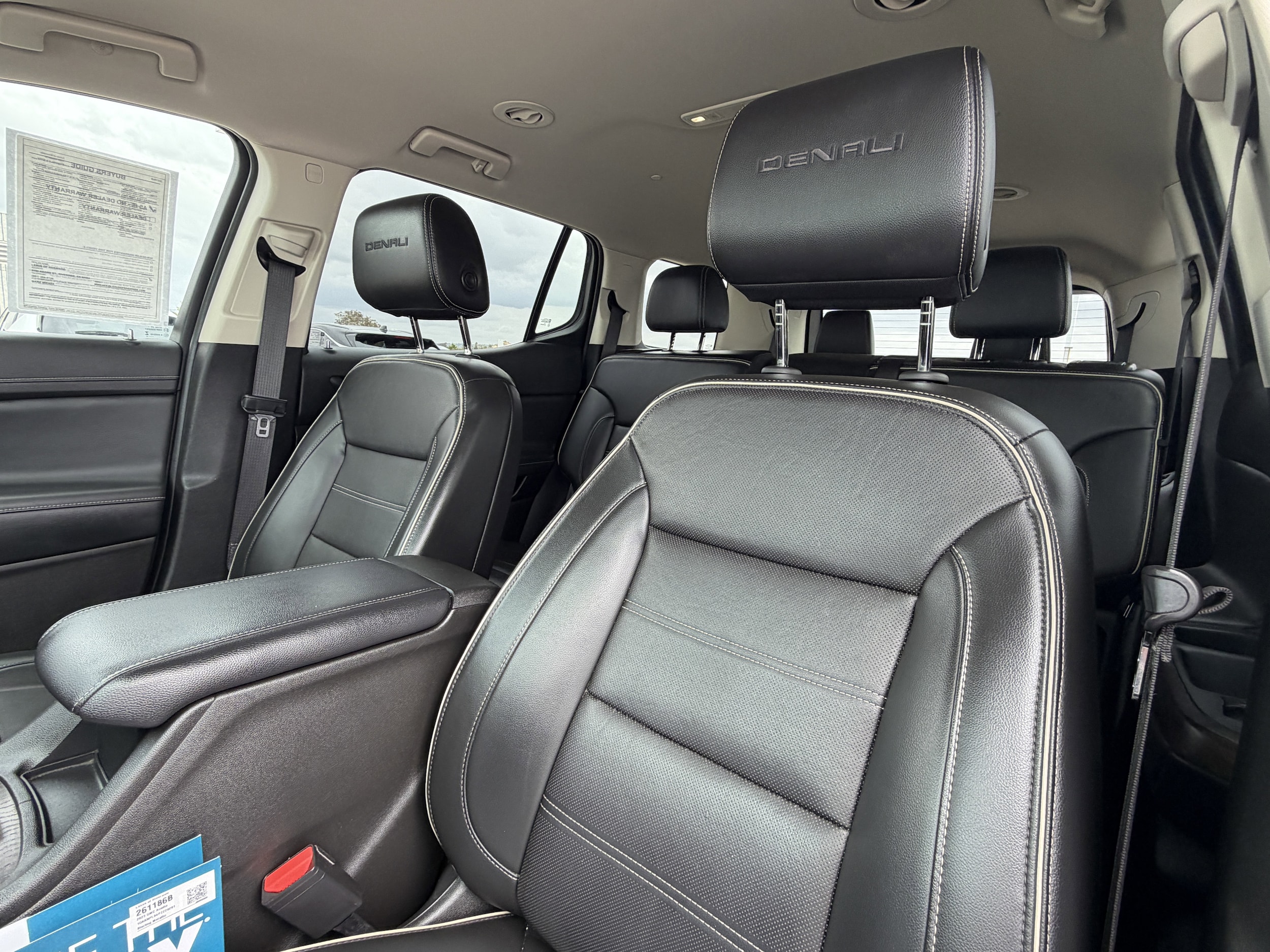 2023 GMC Acadia Denali - Photo 21