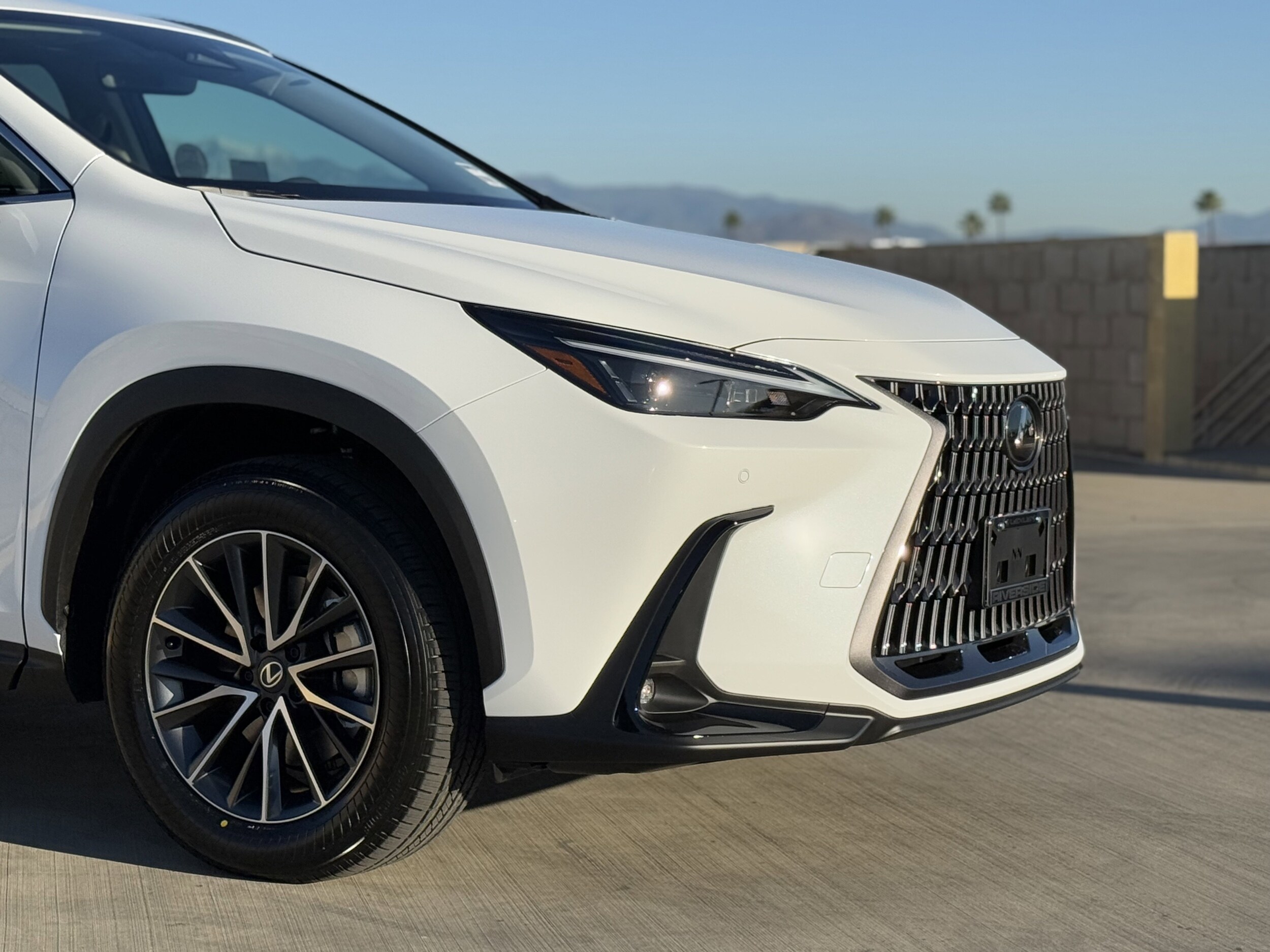 2026 Lexus NX 350 Premium photo 3