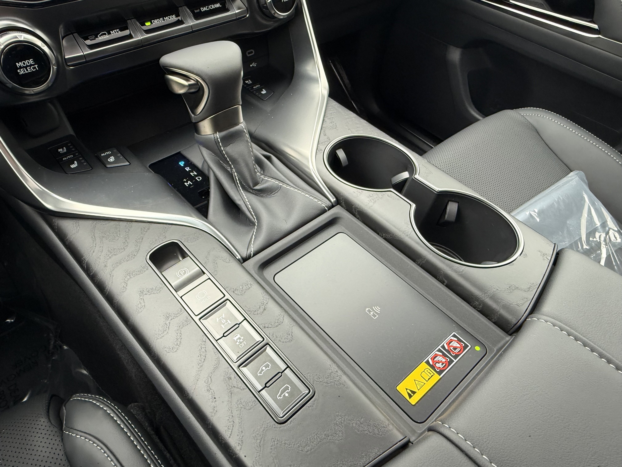 2026 Lexus LX 600 Luxury - Photo 23