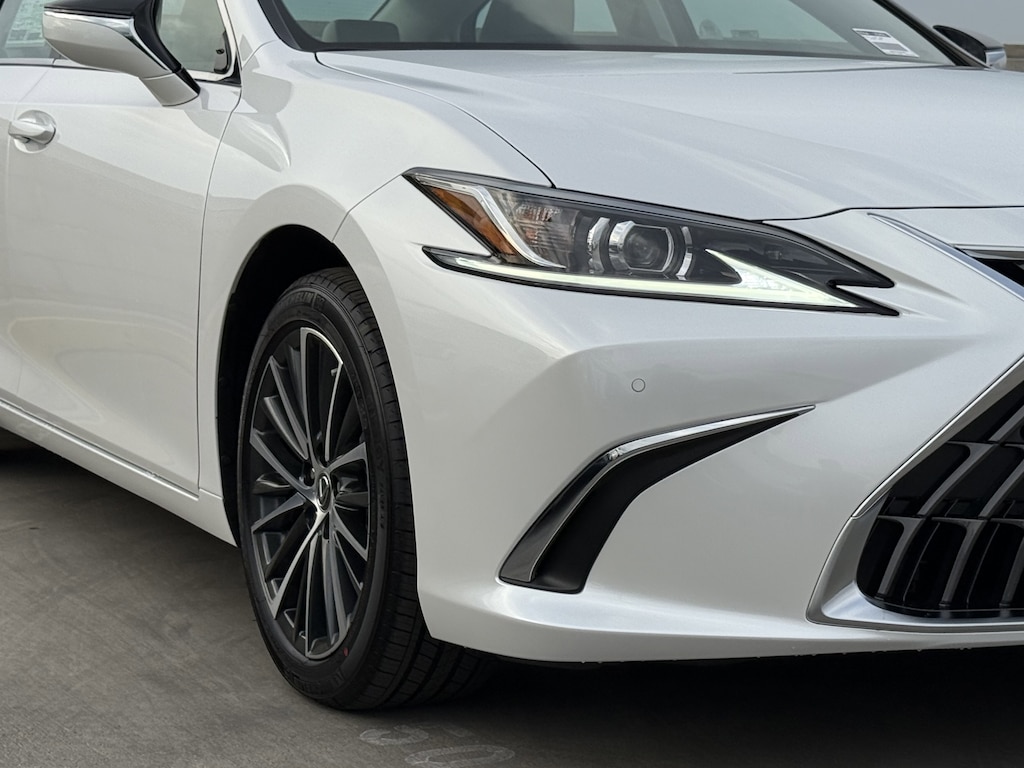 New 2025 Lexus ES ES 350 SEDAN