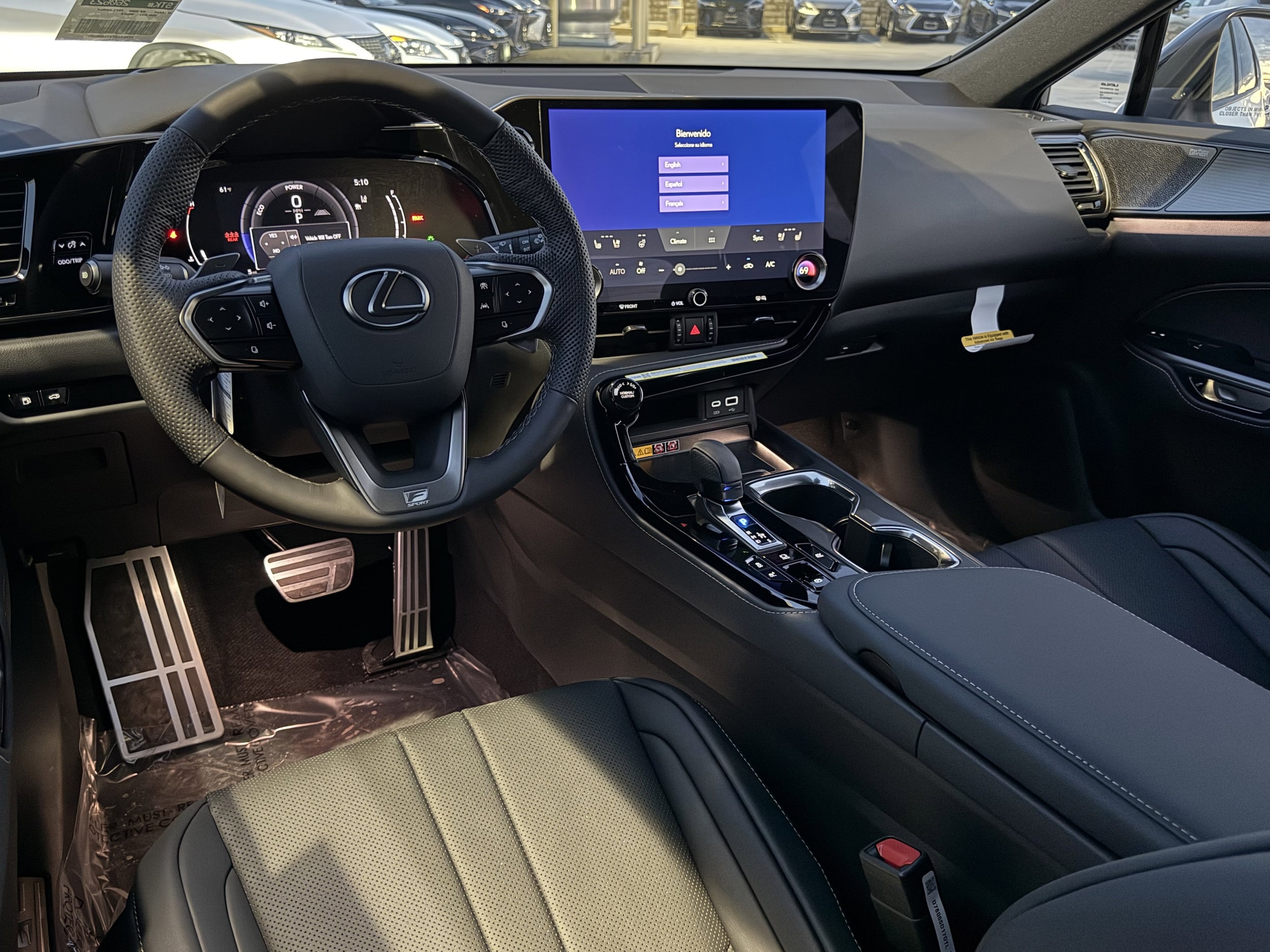 2026 Lexus NX 350h F-Sport - Photo 25