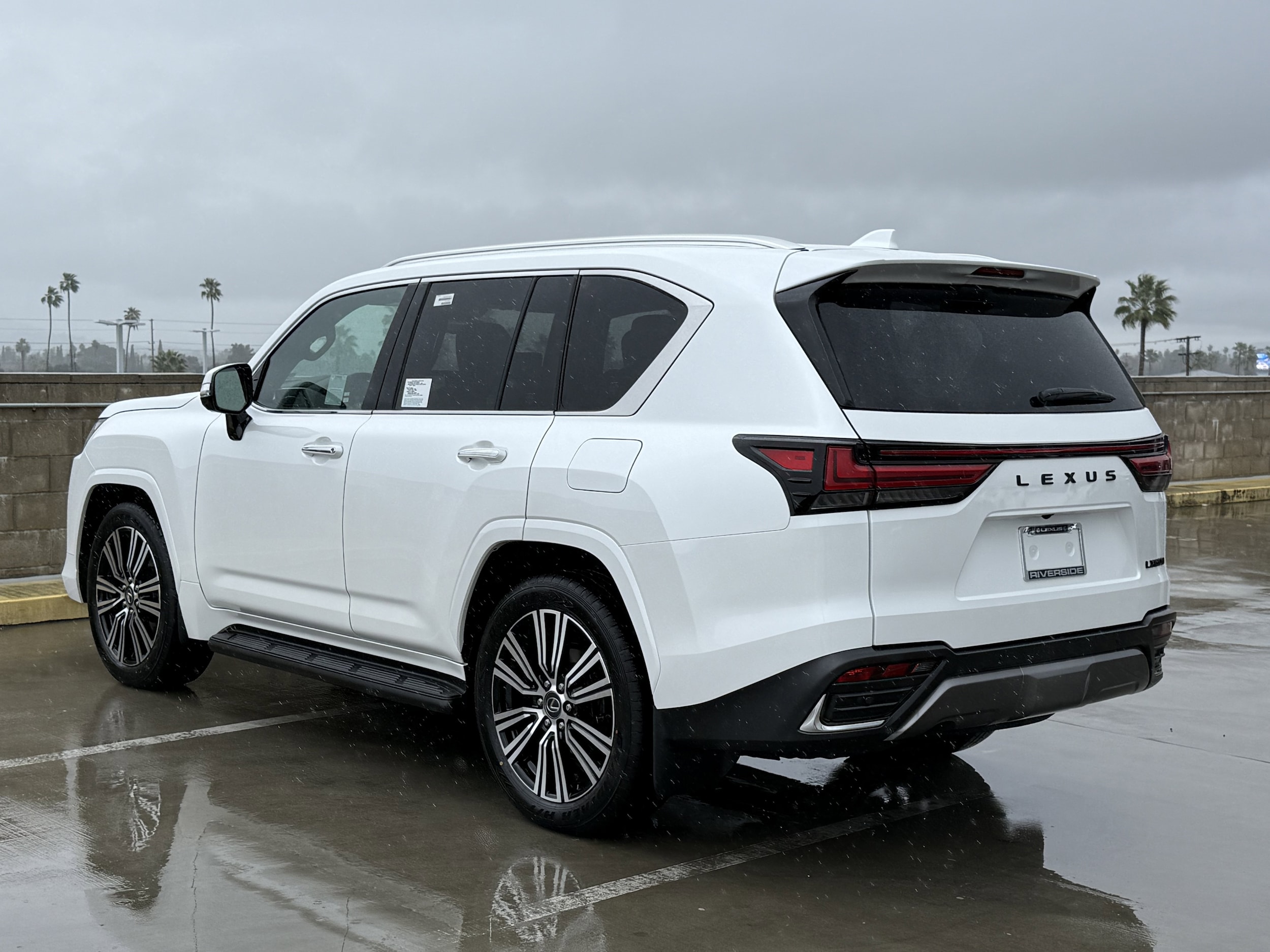 2026 Lexus LX 600 Luxury - Photo 9