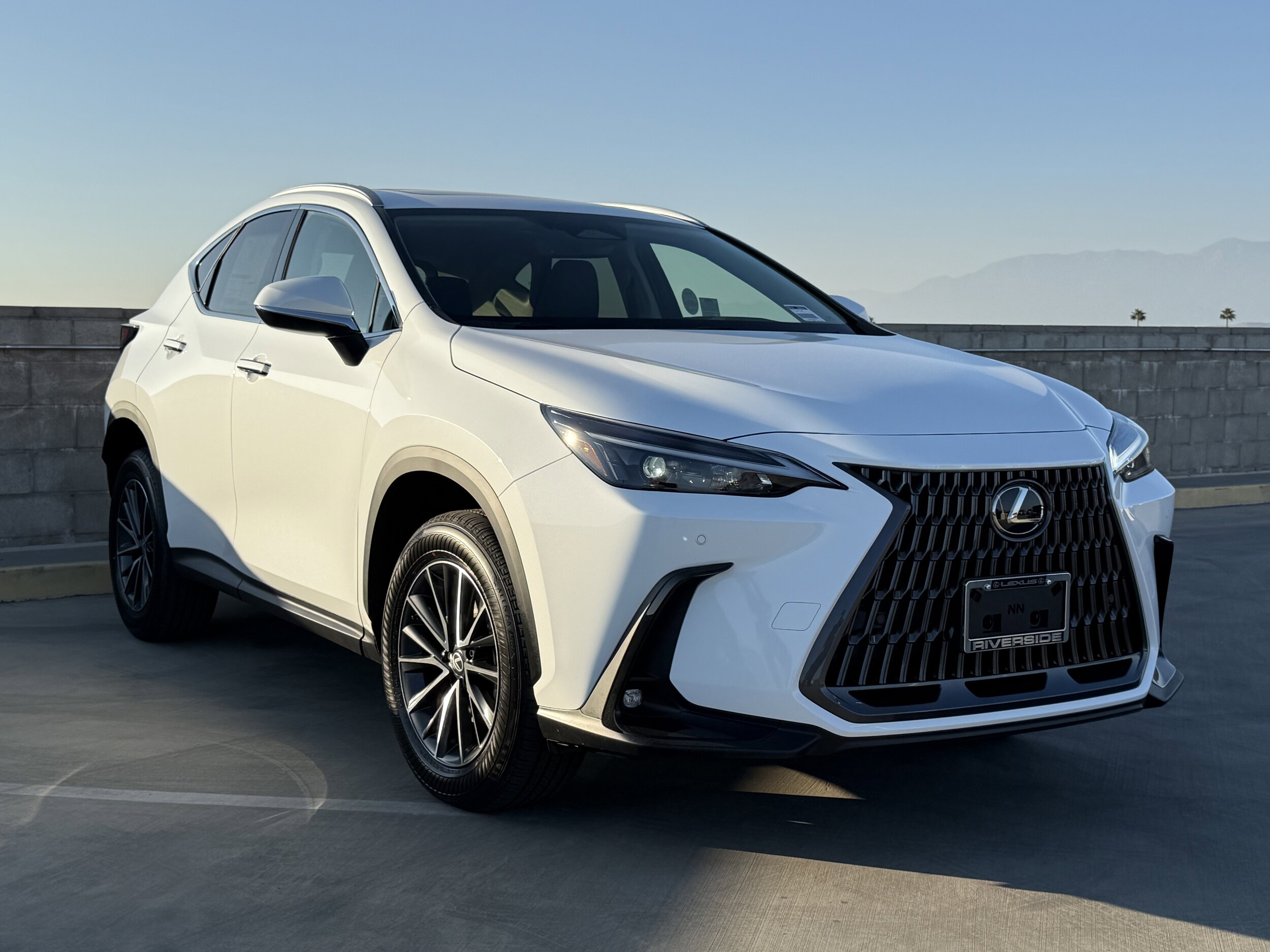 2026 Lexus NX 350 AWD photo 2