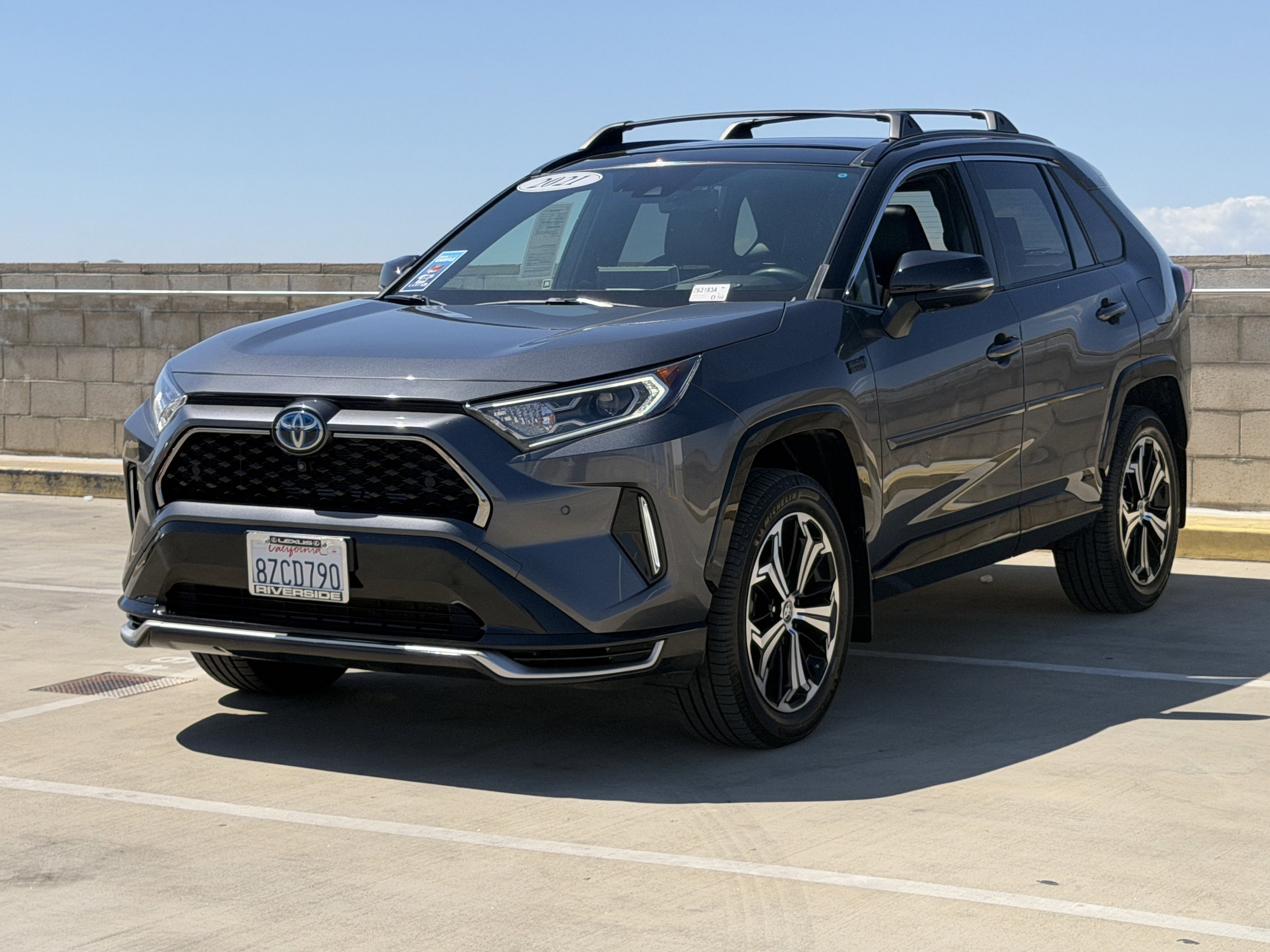 2021 Toyota RAV4 Prime XSE photo 5