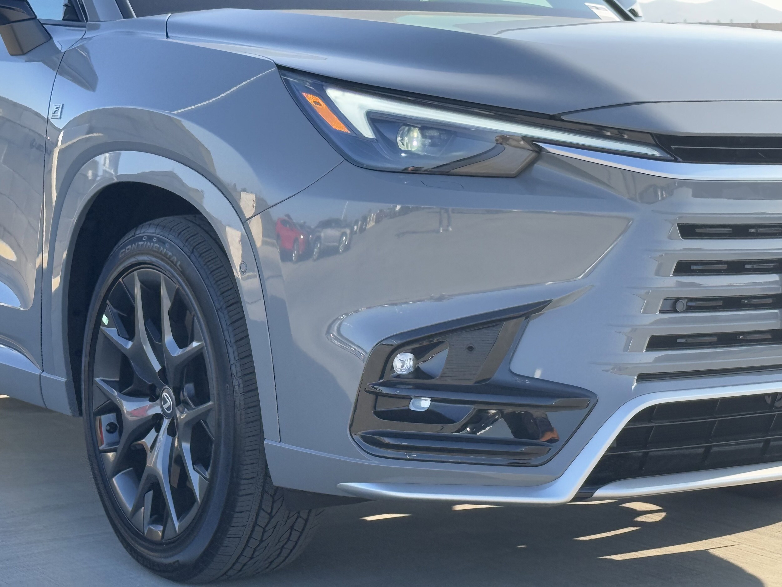 2026 Lexus TX 500h F SPORT Performance Premium photo 2