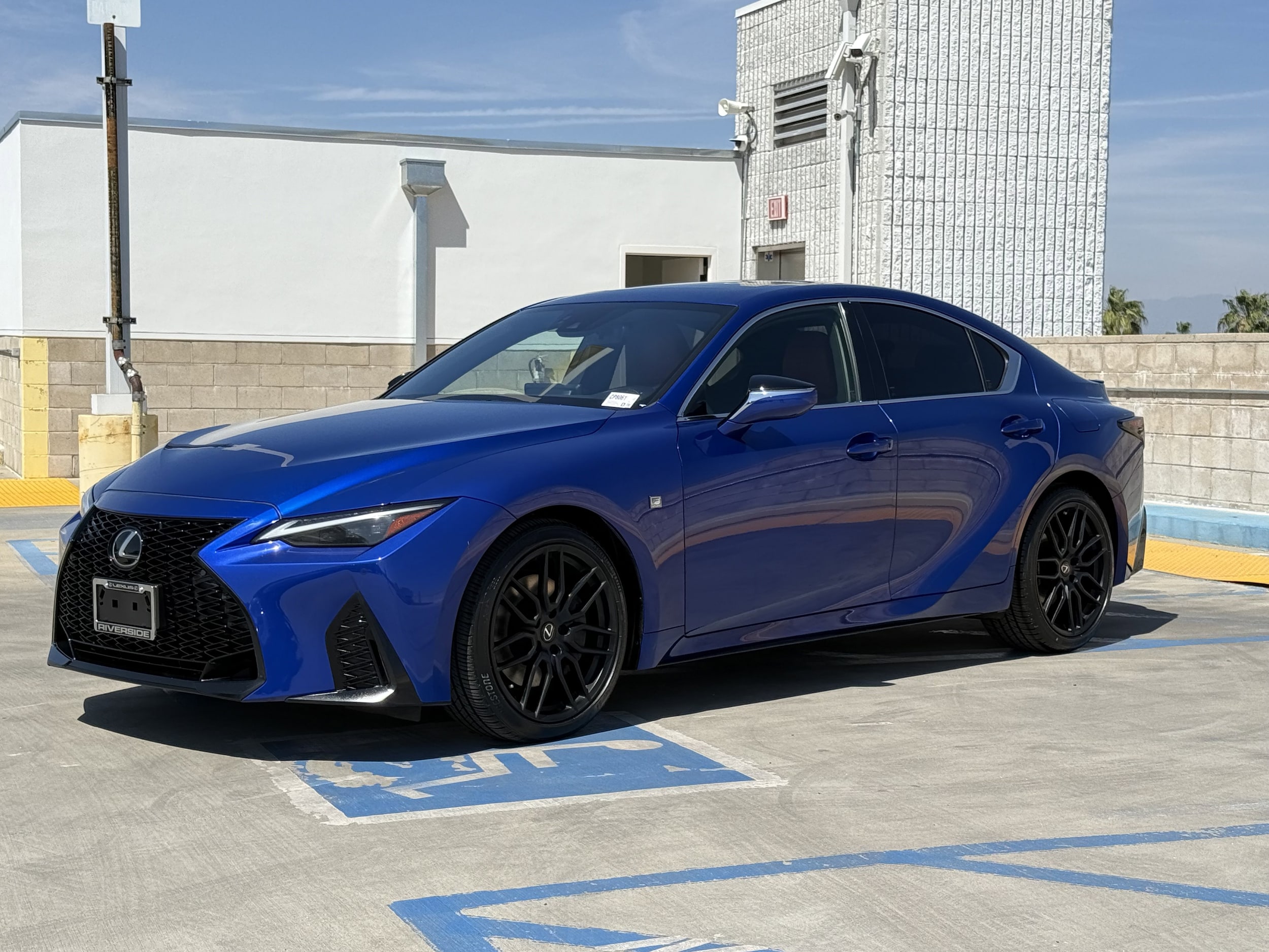 2023 LEXUS IS 350 F SPORT photo 6