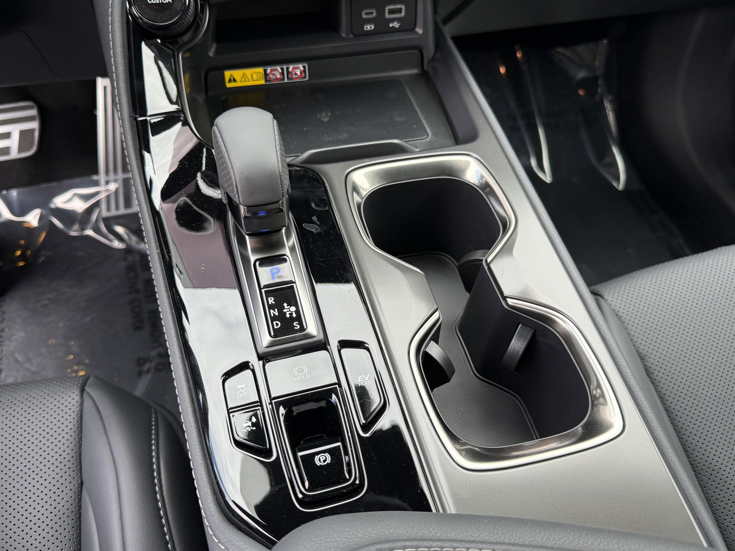 2026 Lexus NX 350h F-Sport - Photo 24