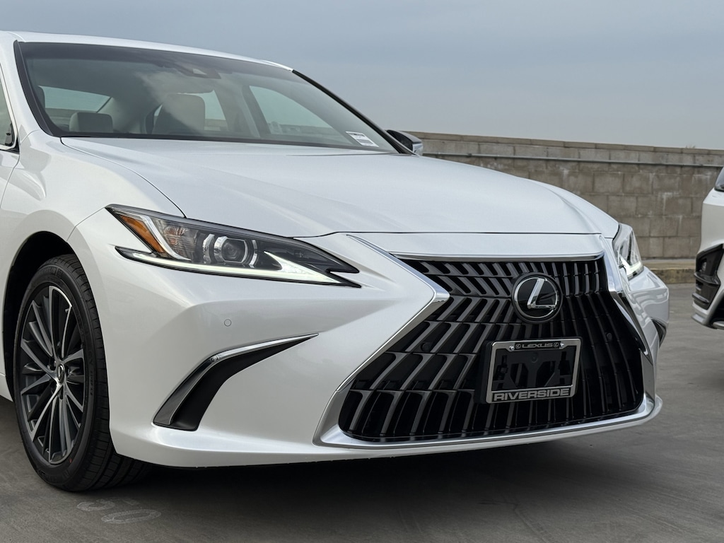 New 2025 Lexus ES ES 350 SEDAN