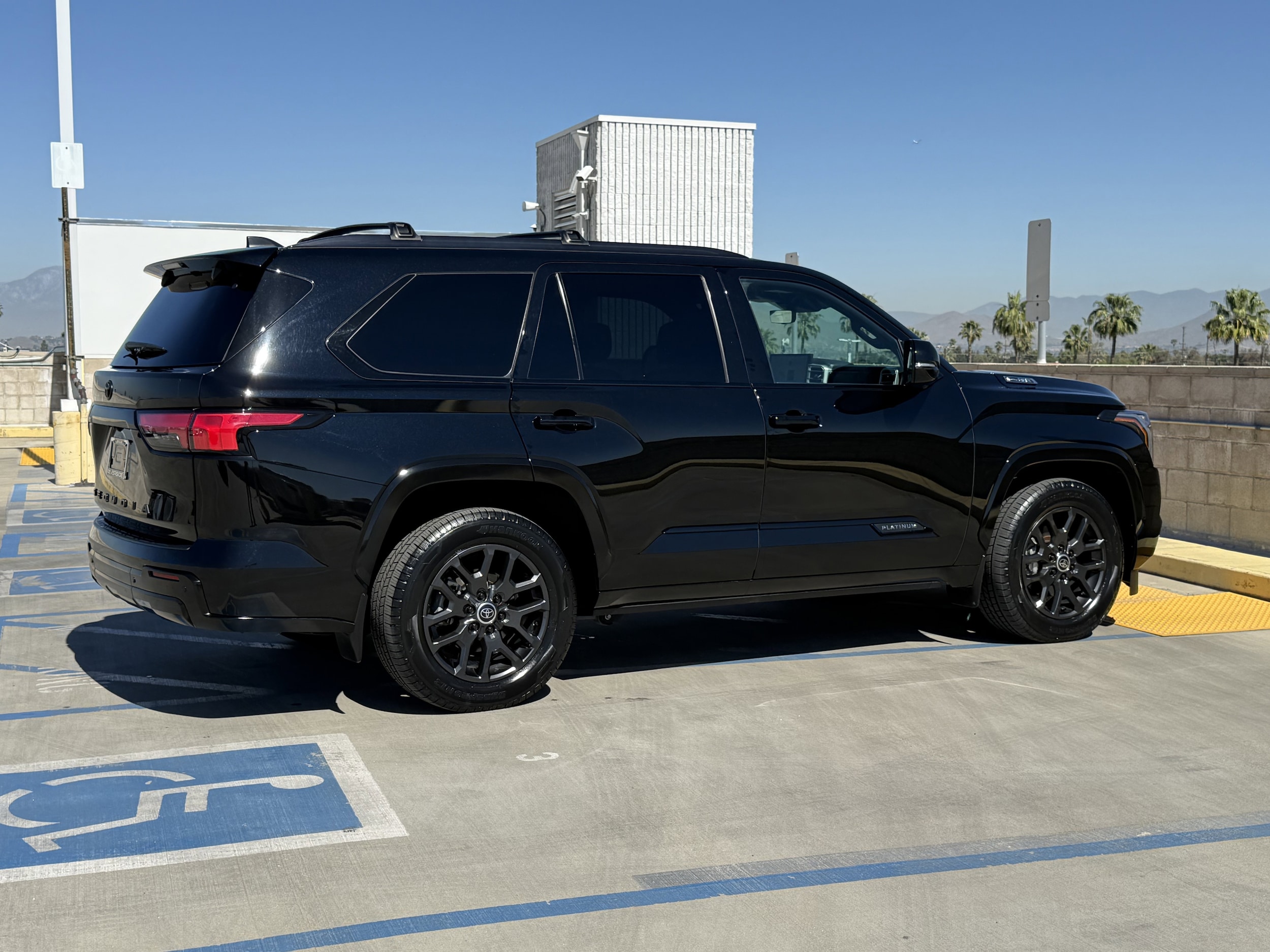 2024 Toyota Sequoia Platinum - Photo 11