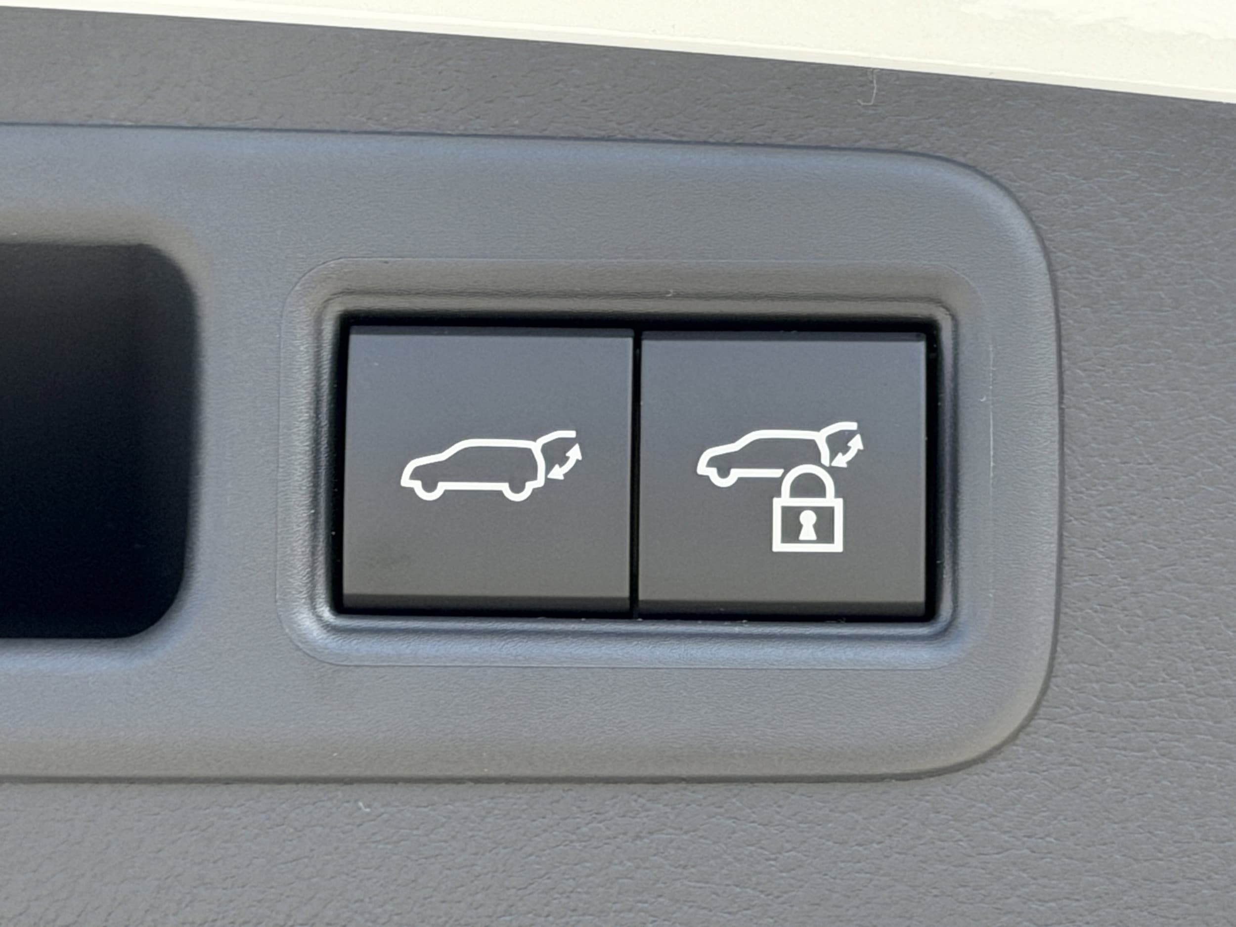 2026 Lexus RX 450h+ Luxury - Photo 13