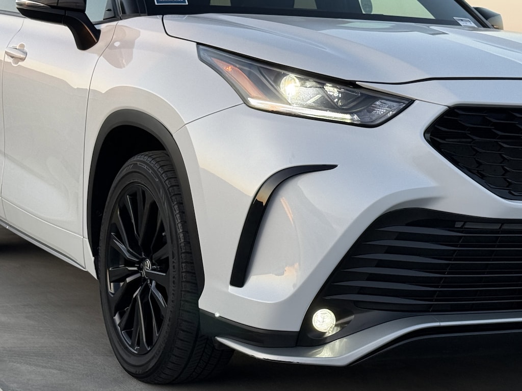 Used 2023 Toyota Highlander XSE SUV