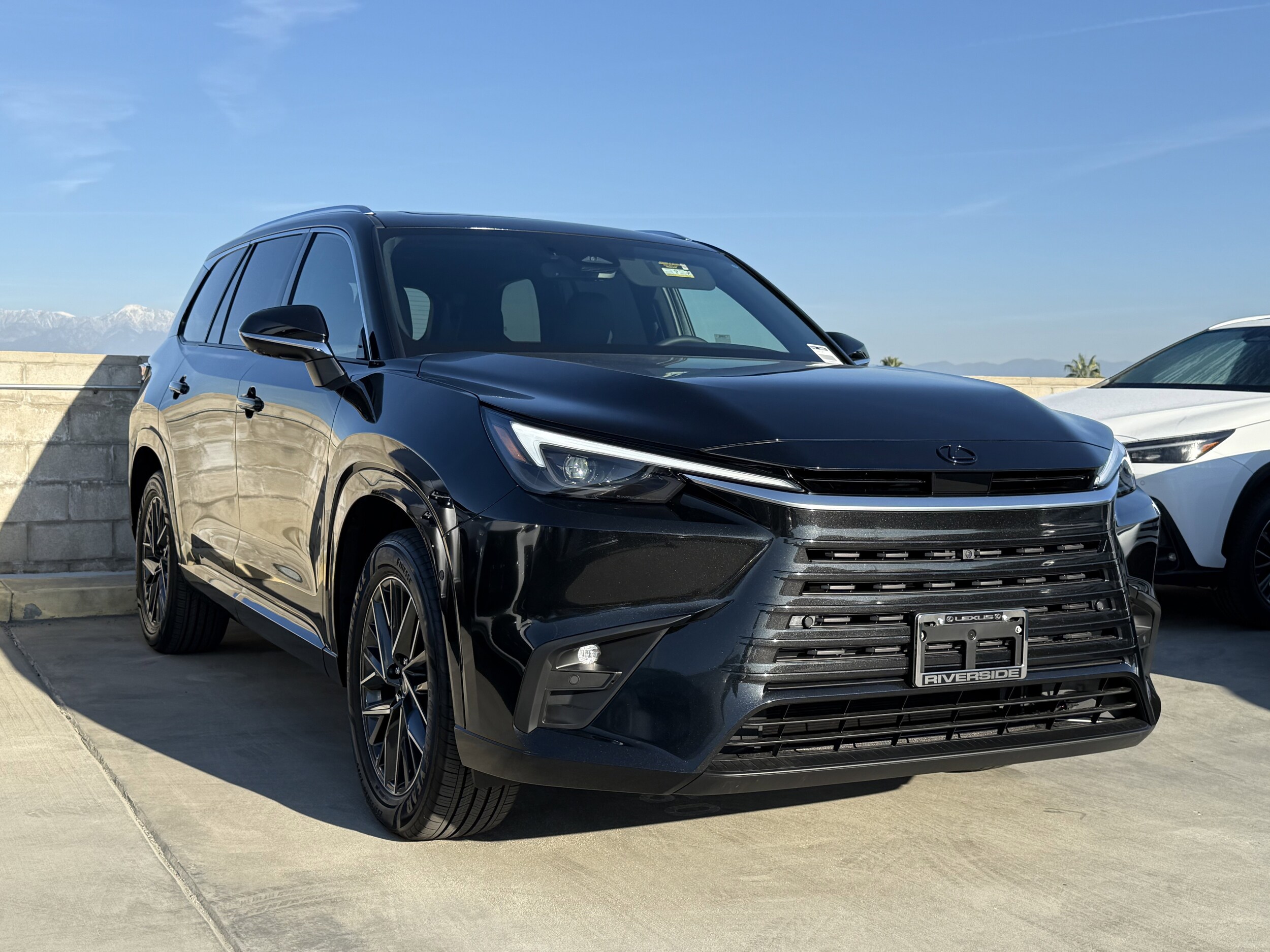 2026 Lexus TX 350 Premium photo 2