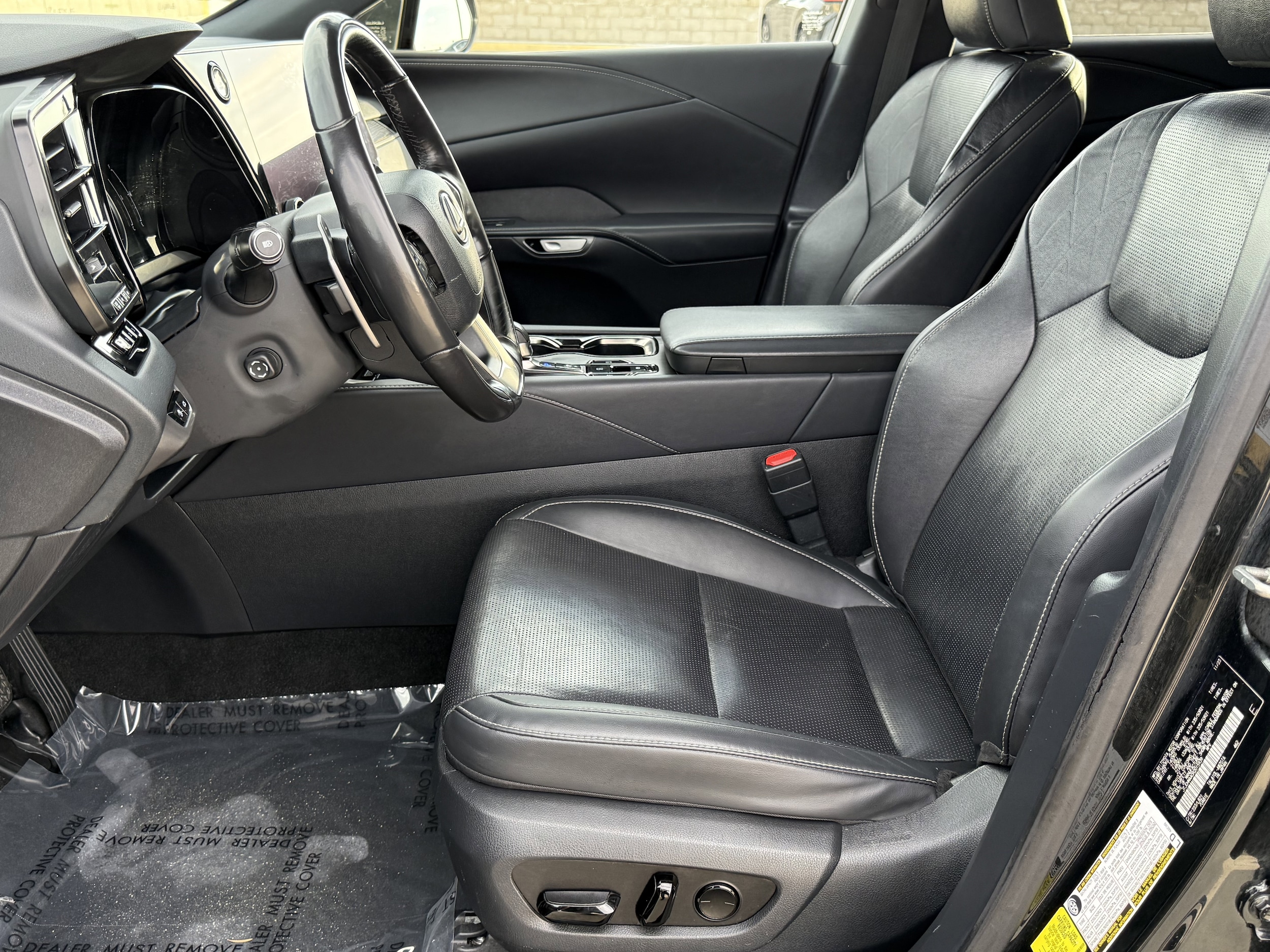 2024 Lexus RX 350 - Photo 18