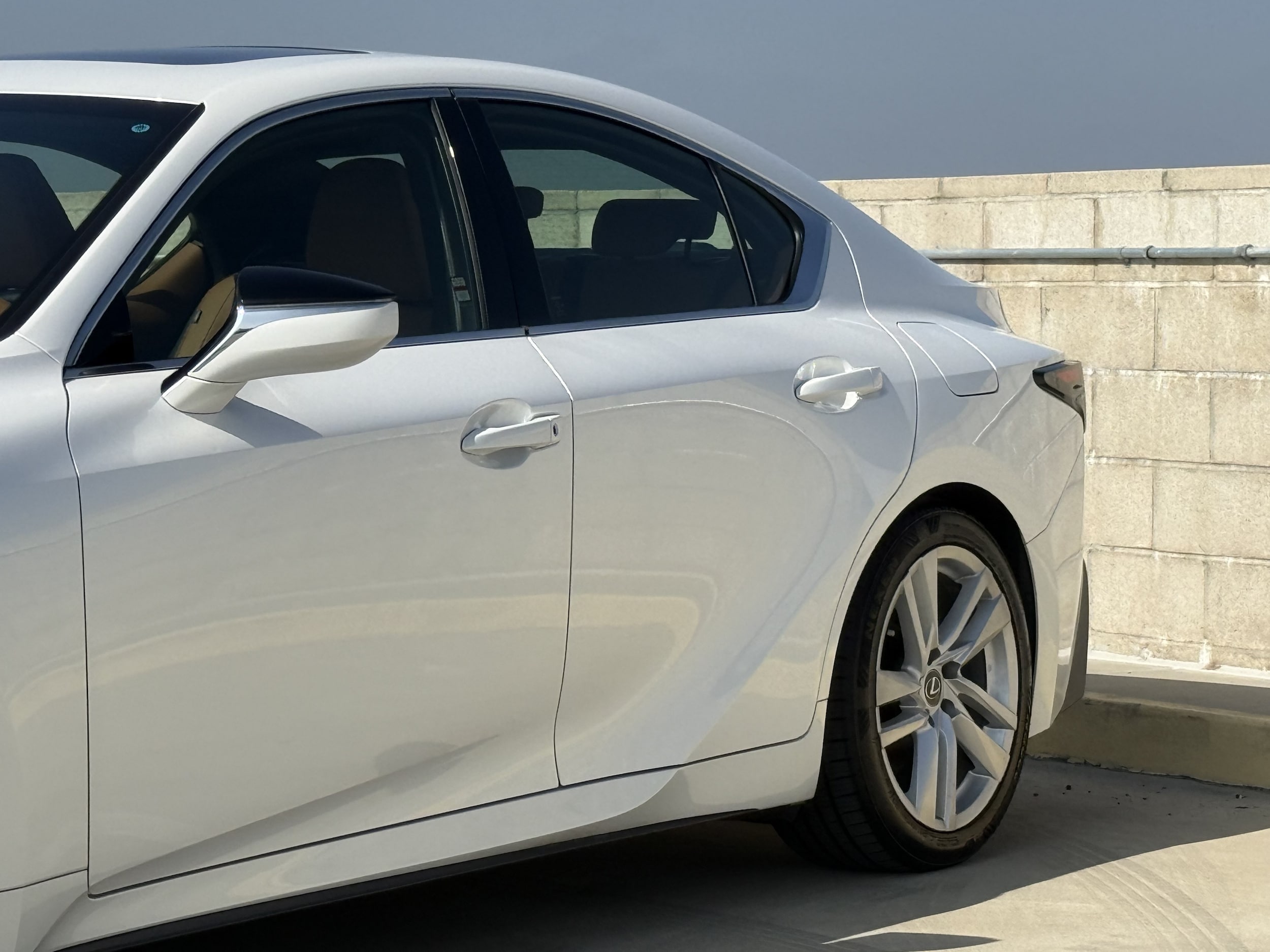 2024 Lexus IS 300 - Photo 9