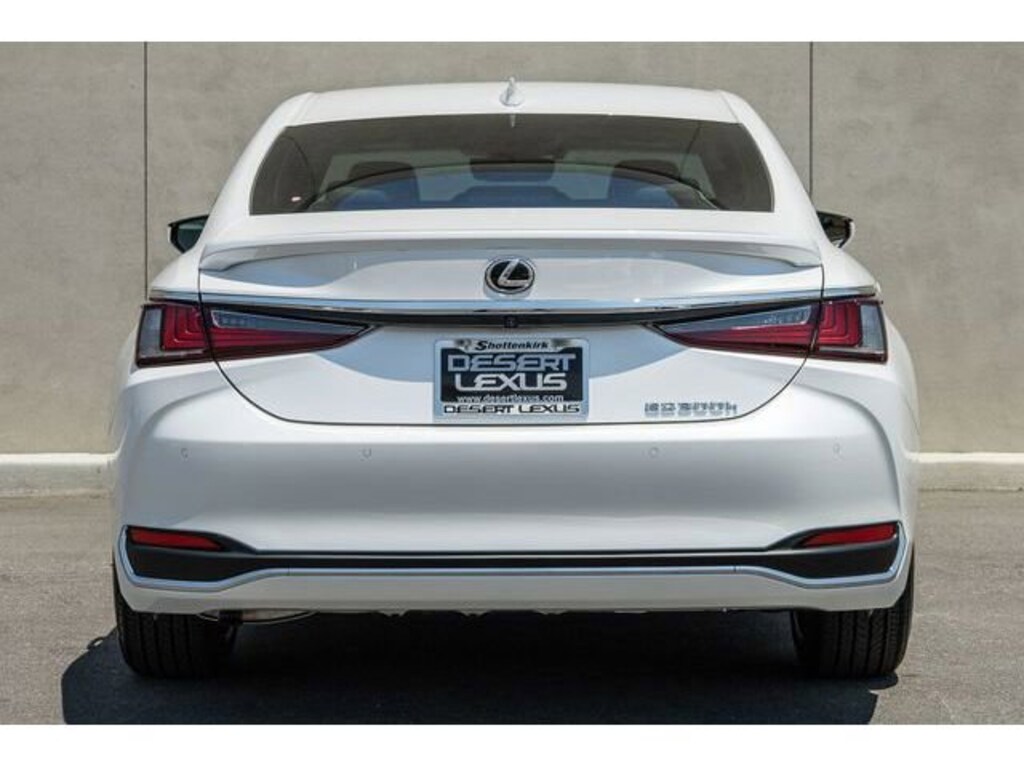 New 2025 Lexus ES 300h SEDAN