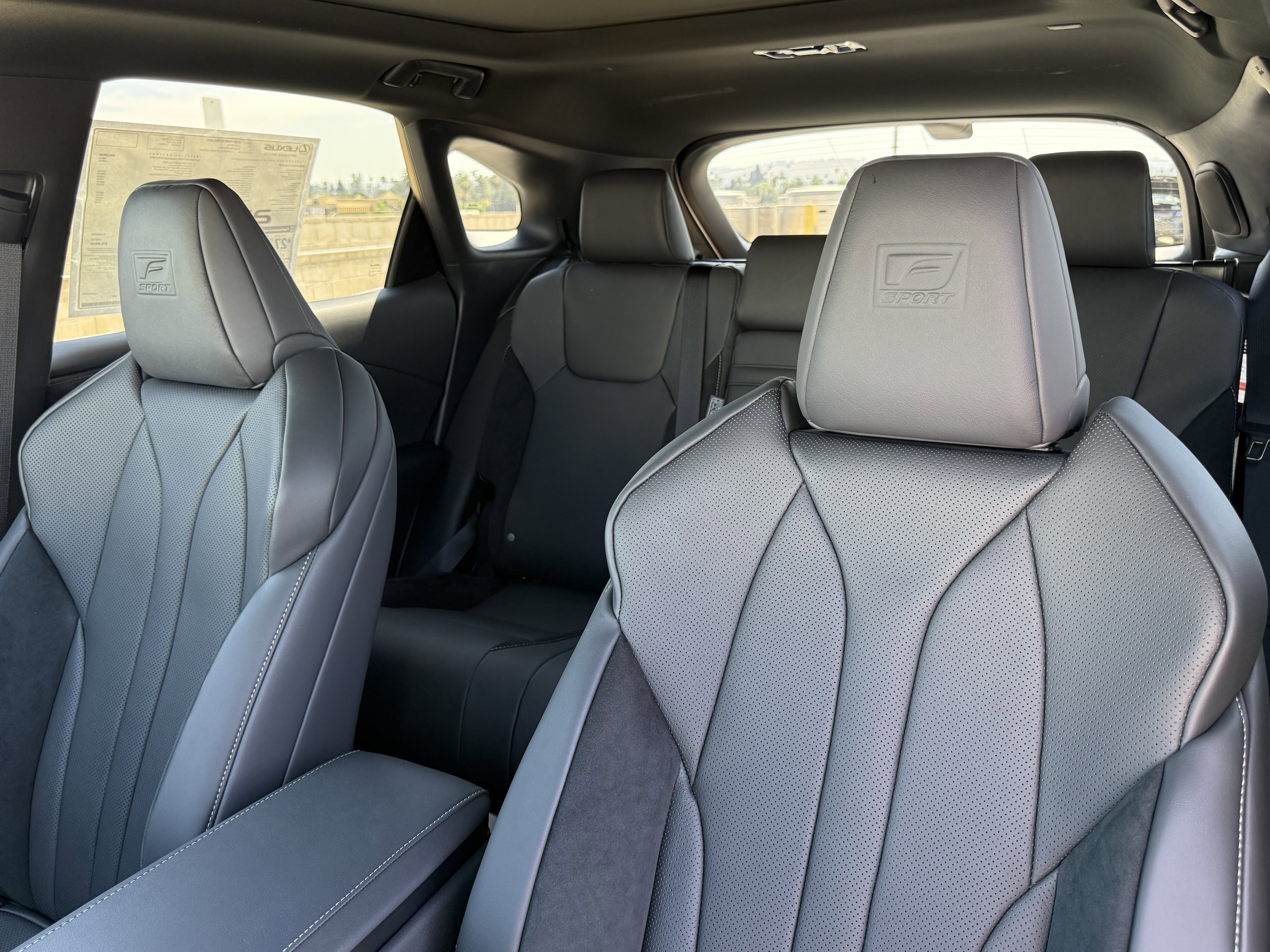 2026 Lexus RX 500h F-Sport - Photo 19